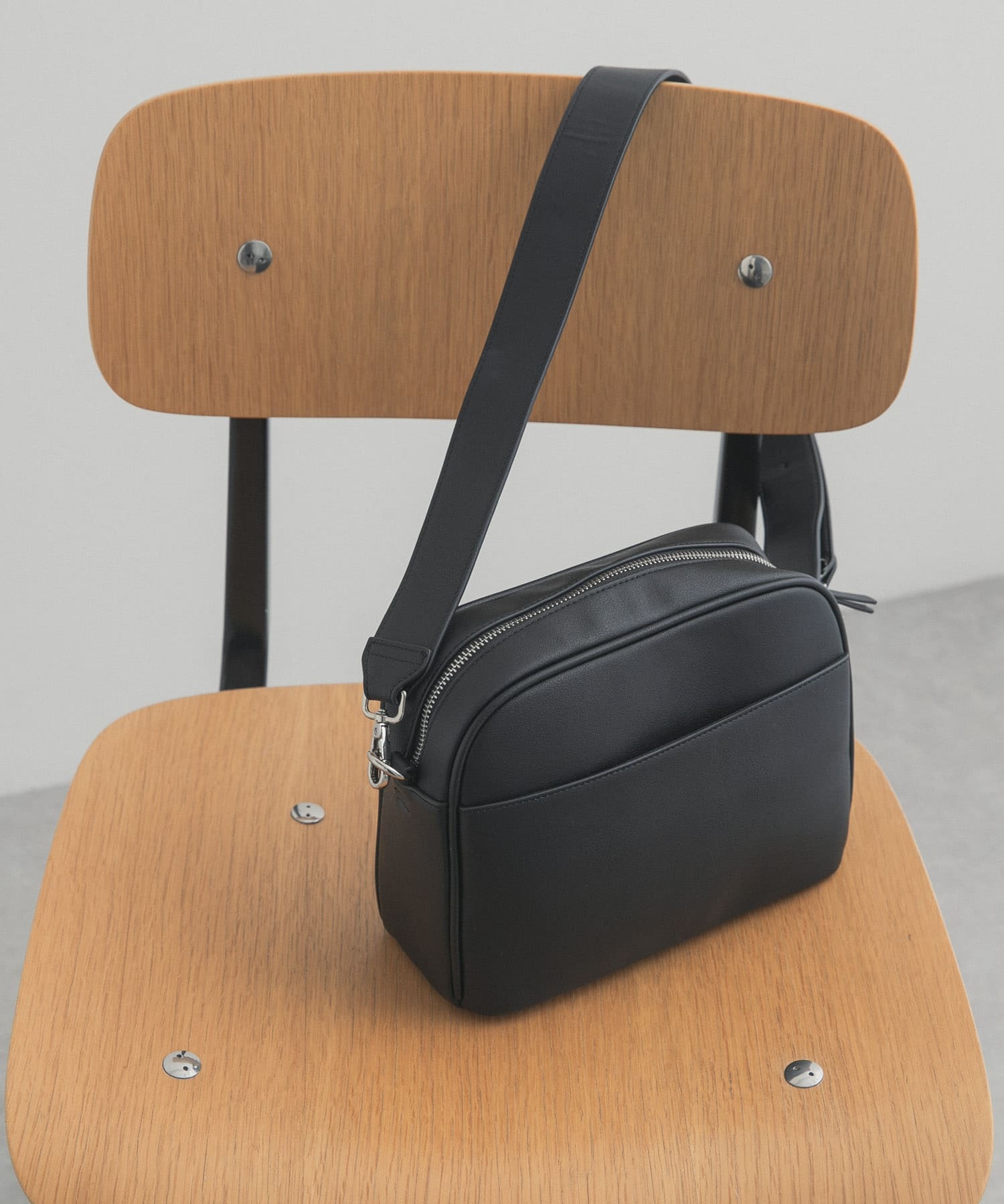 2WAYスクエアショルダーバッグ BLACK One