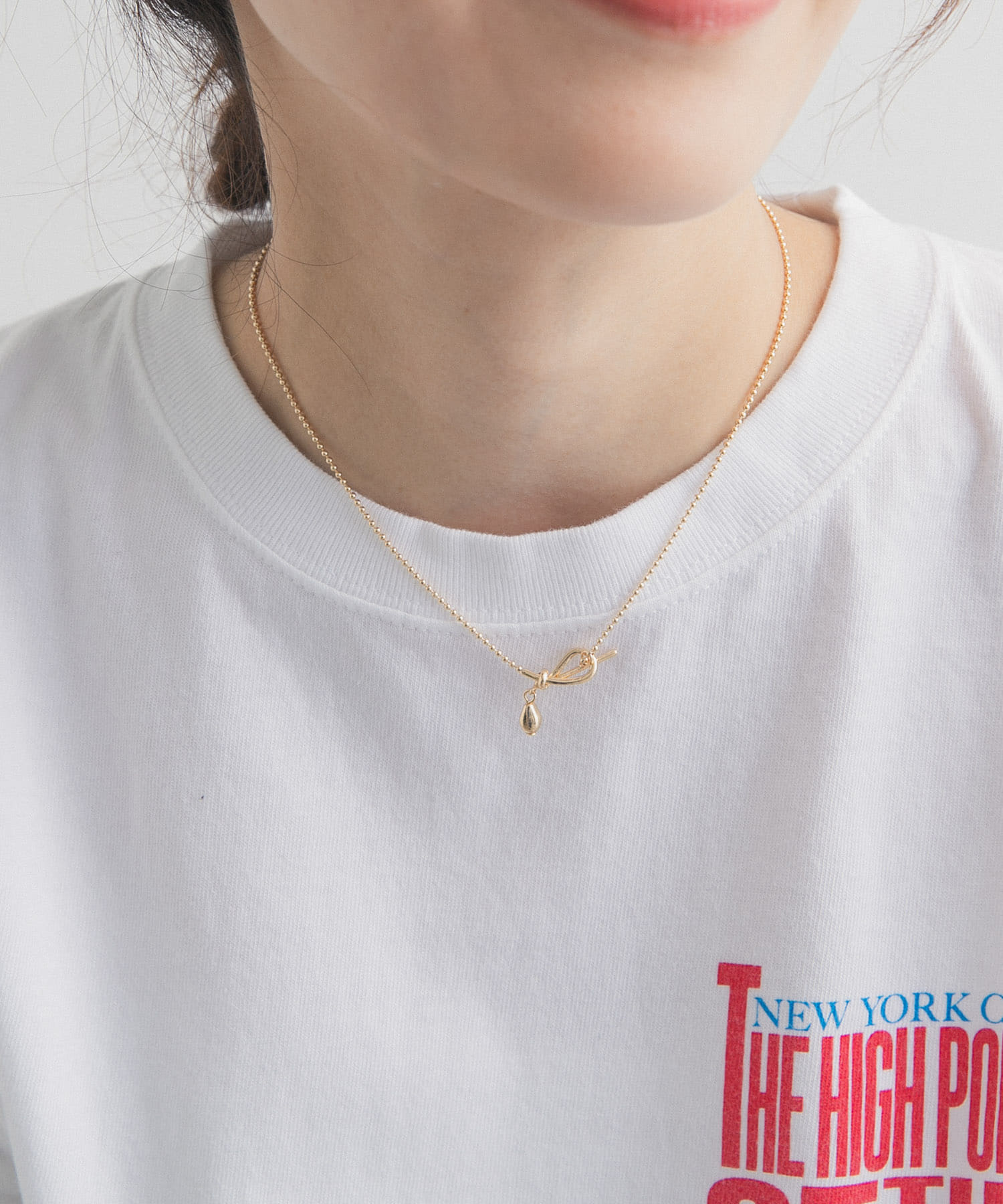 メタルトップマンテルネックレス