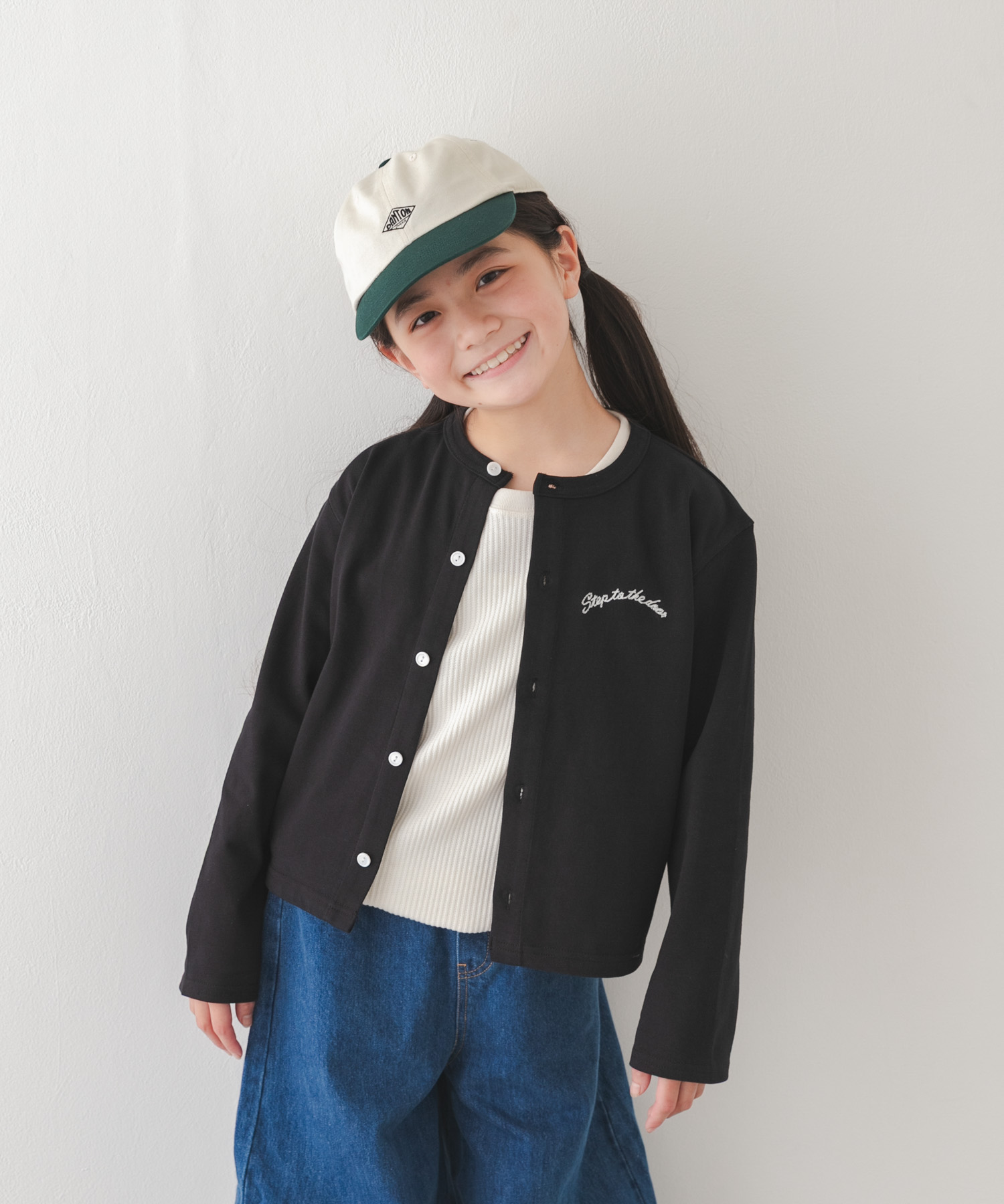 『150サイズあり』クルーネック1pt刺繍カーディガン(KIDS)