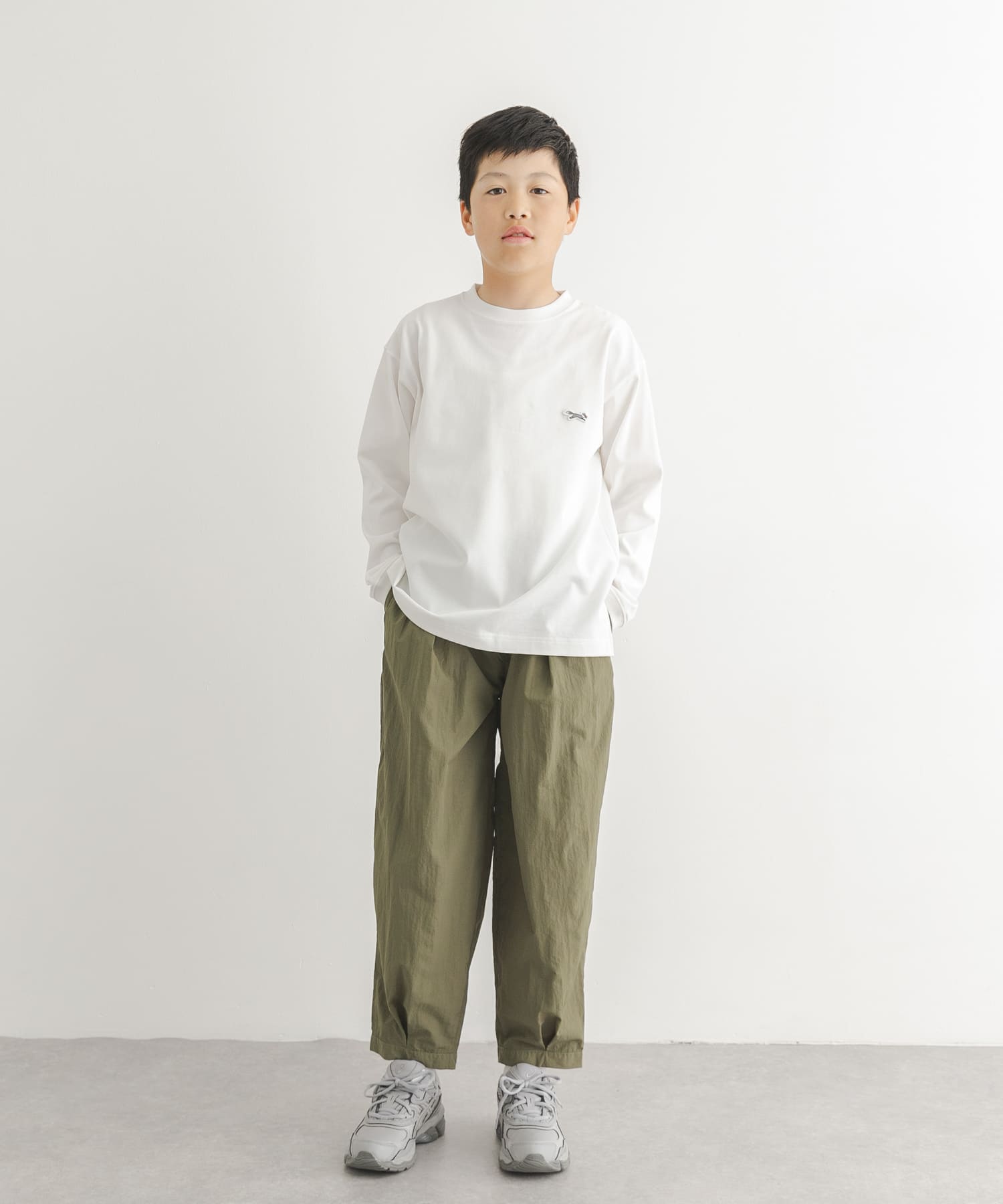 KHAKI