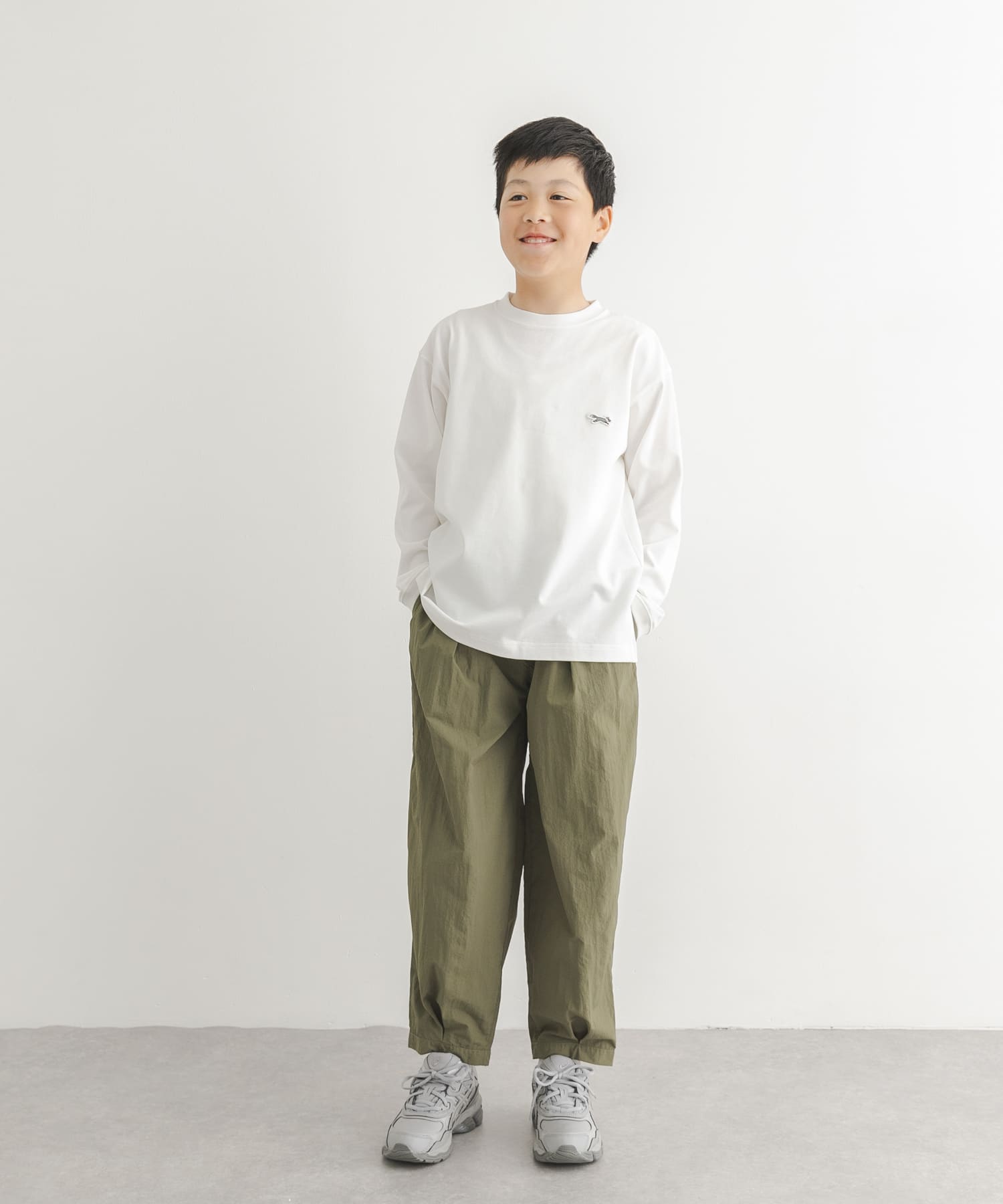 KHAKI