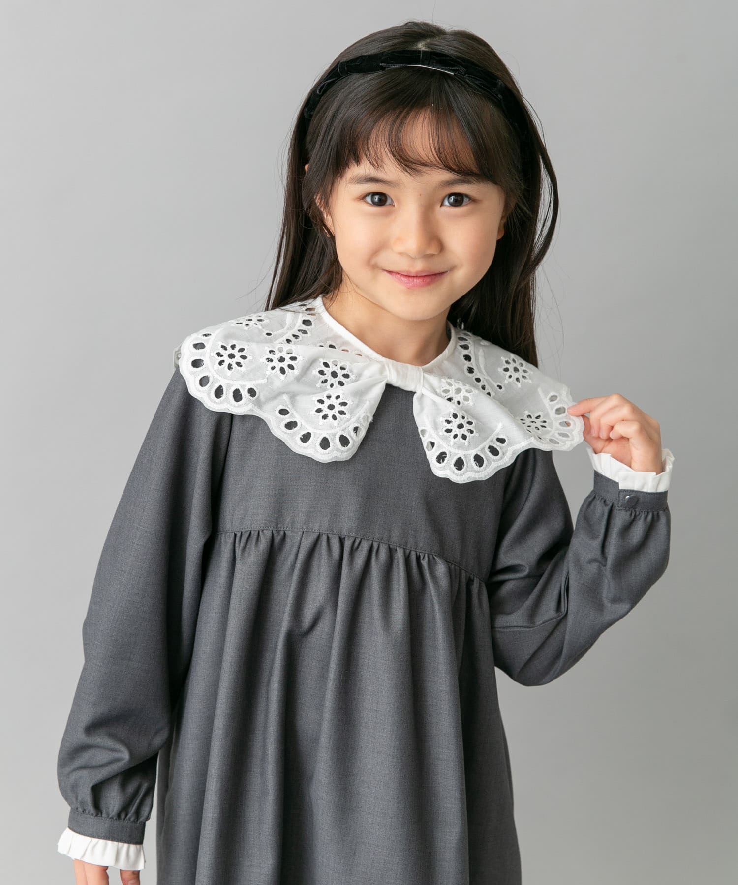 GRAY