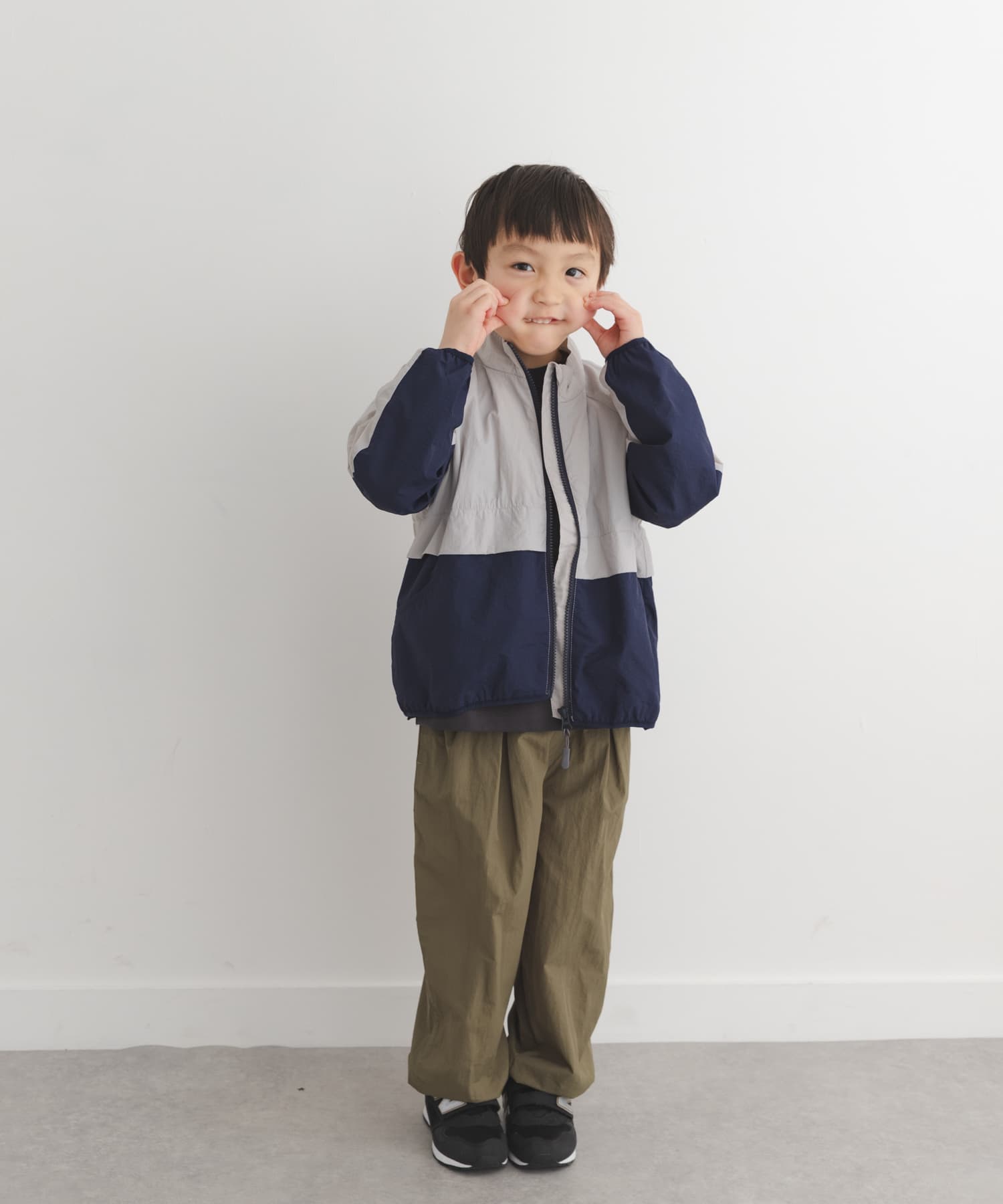 GRAY×NAVY