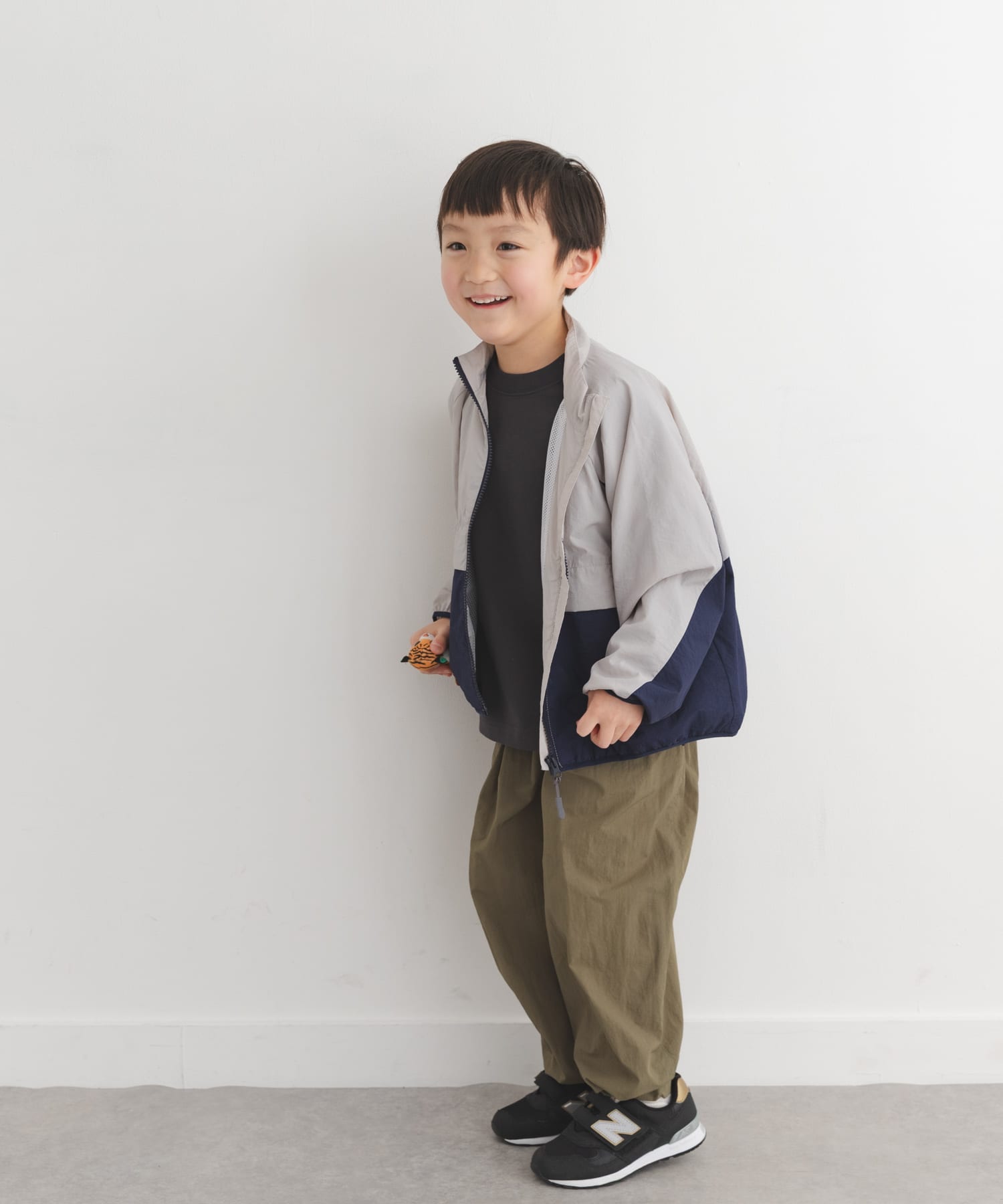 GRAY×NAVY
