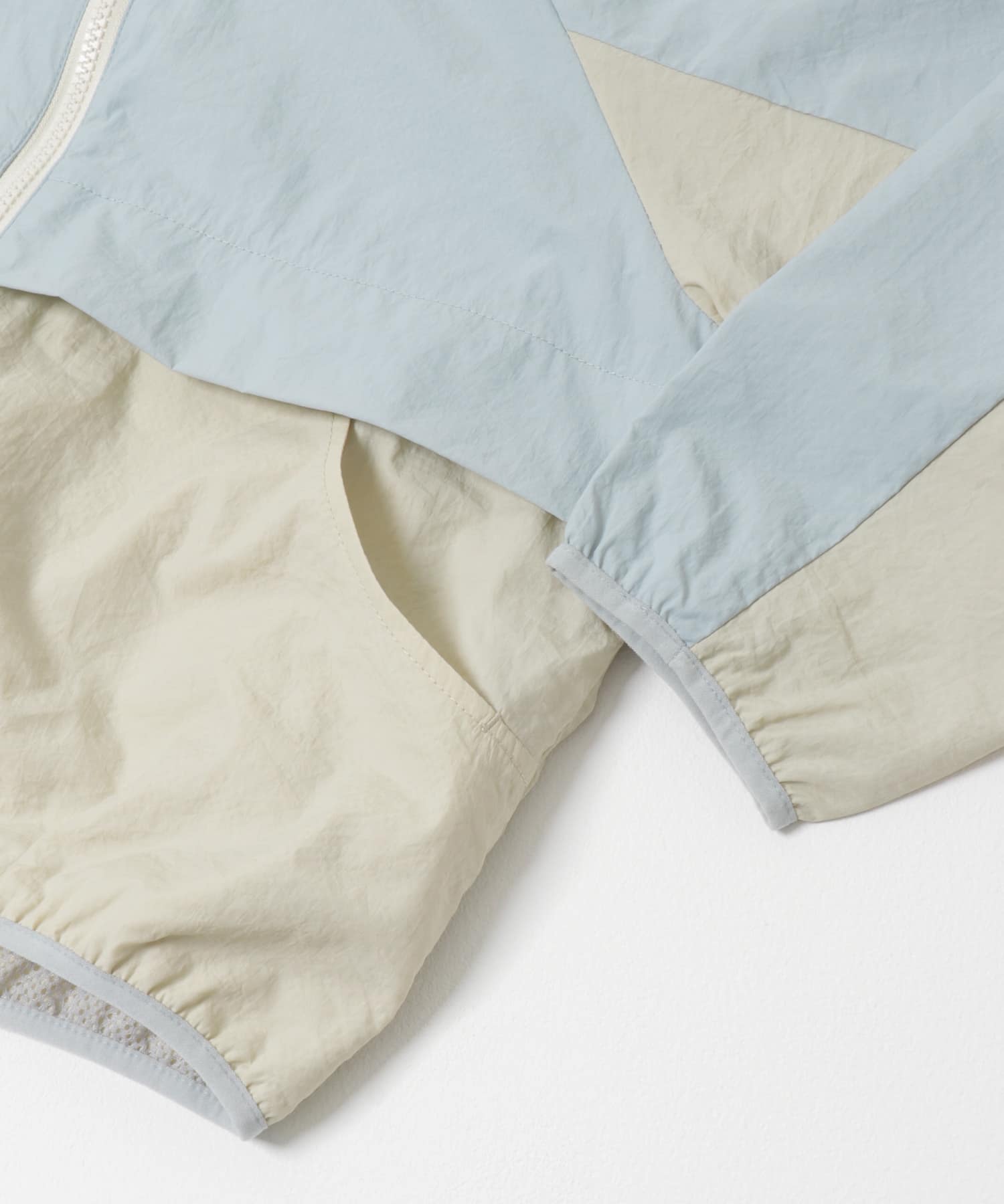 『150サイズあり』パッカブルウィンドブレーカー(KIDS) SAX×STRAW 105(100-110)