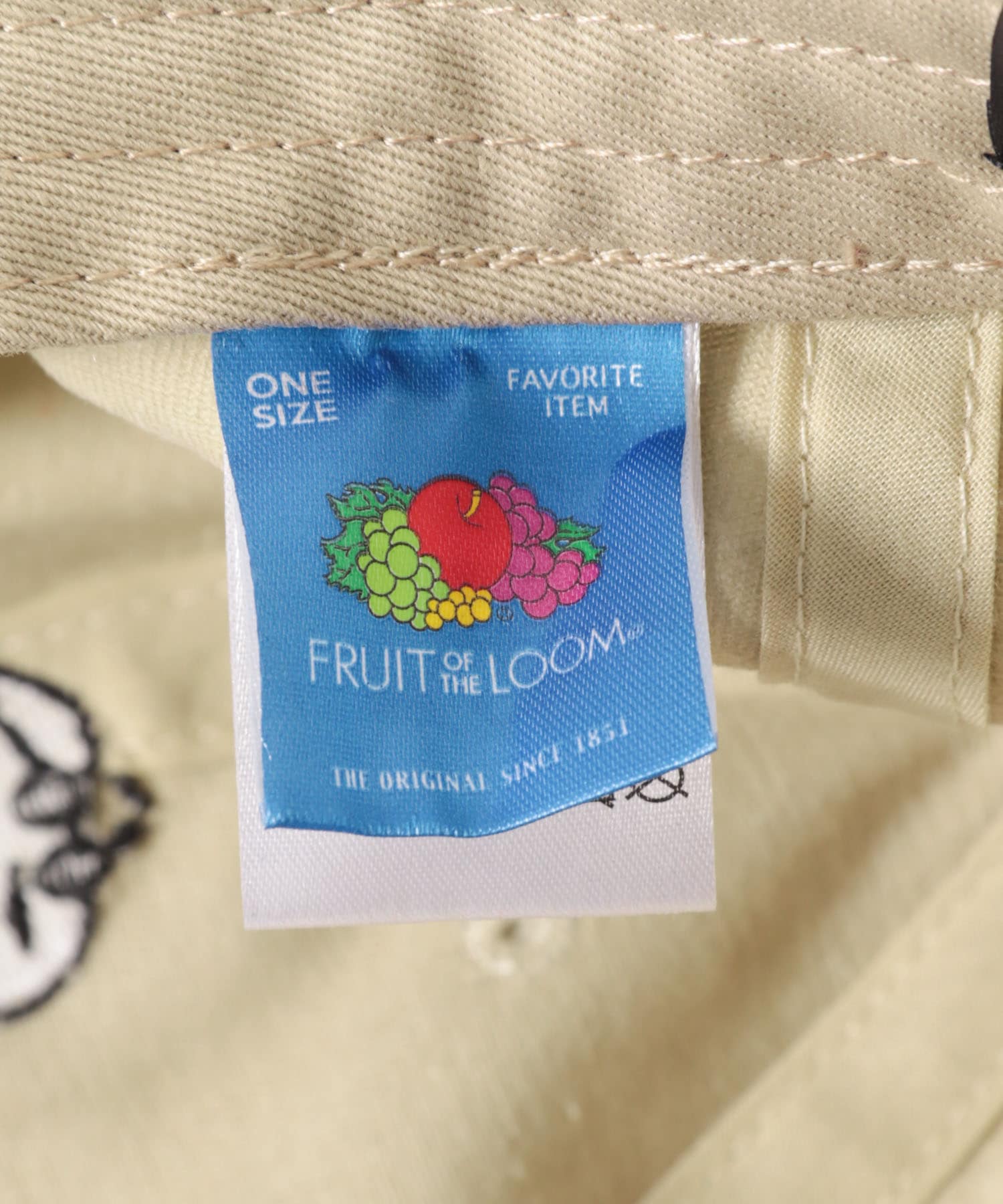 『別注』FRUIT OF THE LOOM×DOORS　1pt刺繍キャップ(KIDS) BEIGE One