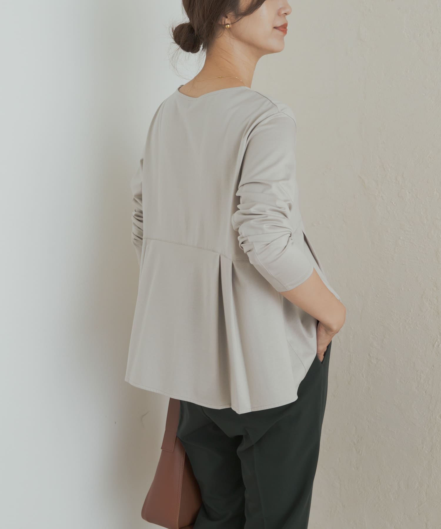 L.GRAY