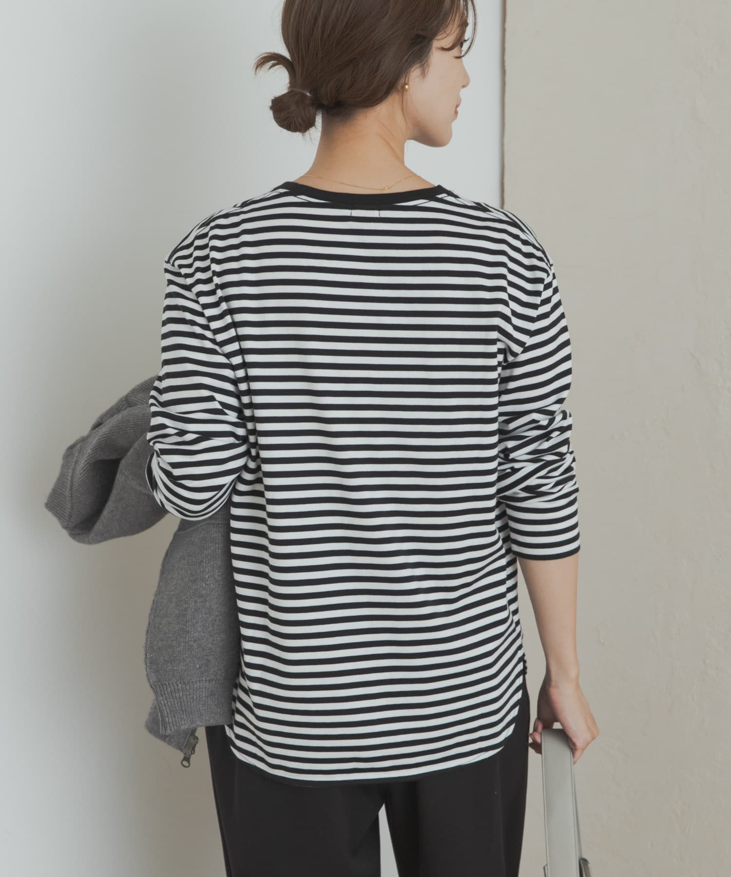 コットンラウンドヘムカットソー OFF × BLK S