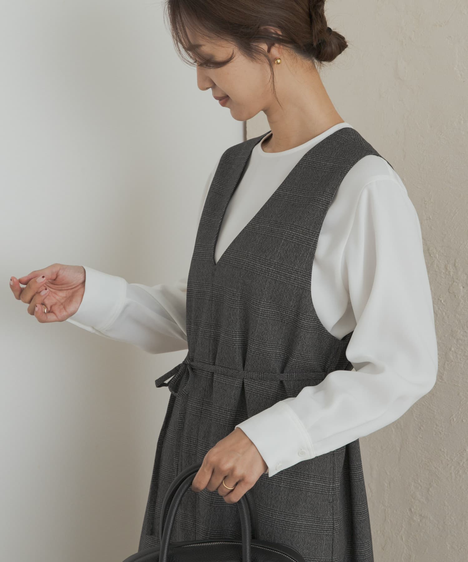 『静電気防止/毛玉防止』ジョーゼットクルーネックブラウス