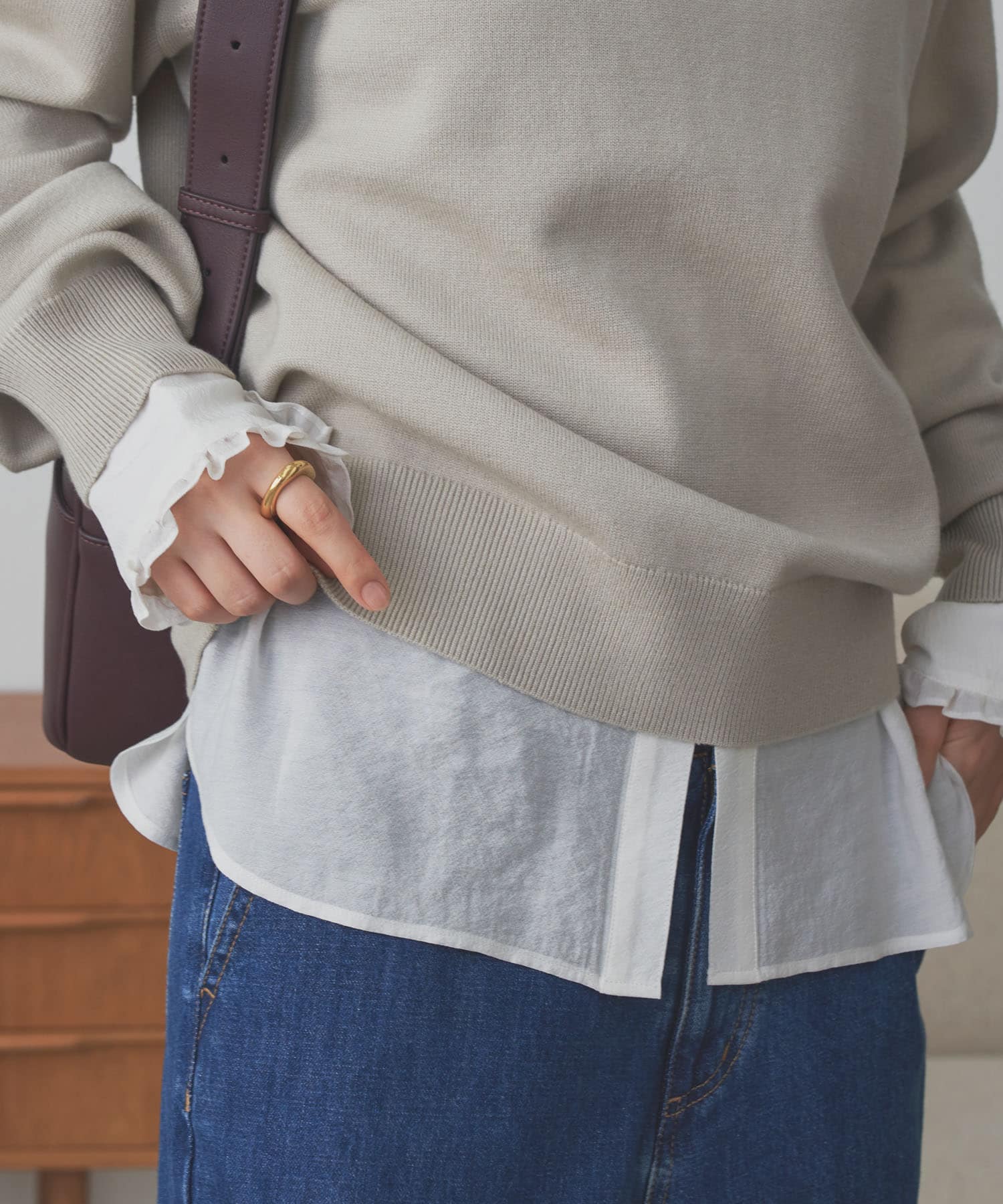 フリルカラーブラウス OFF M