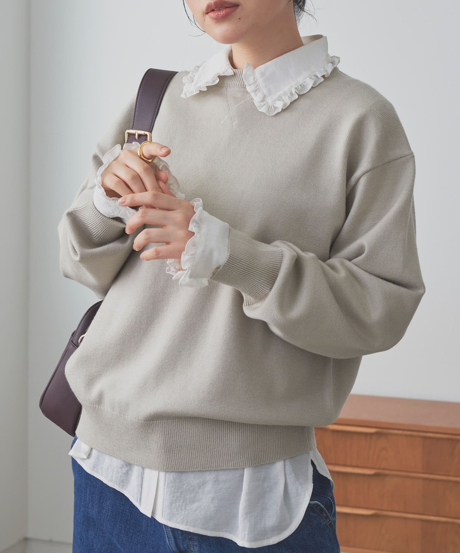 フリルカラーブラウス OFF M