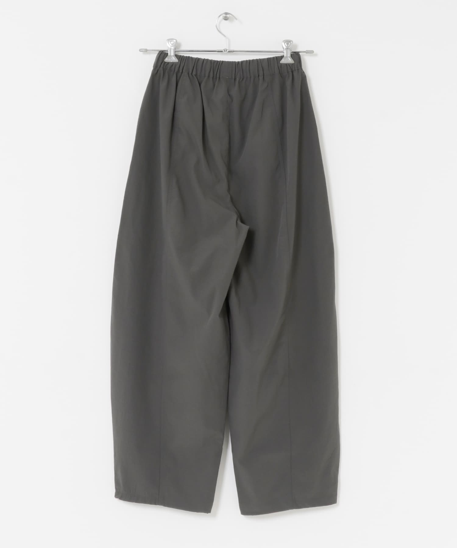 【ミクロ】un3d. アーチコクーンパンツ ミクロ】un3d. アーチコクーンパンツ UN3D.（アンスリード）の