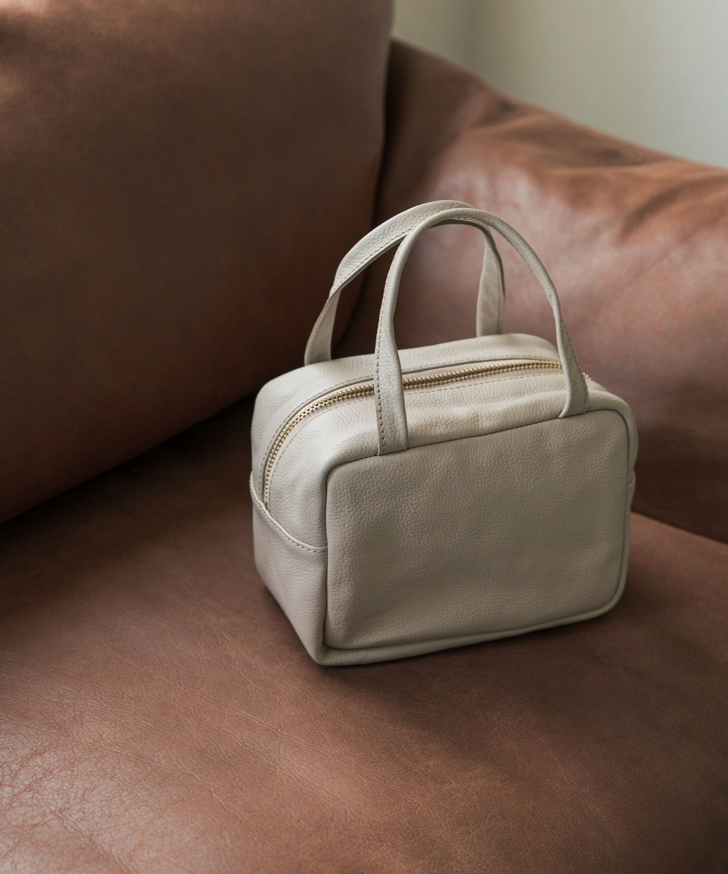 レザーボストンバッグ(one GREIGE): バッグ｜URBAN RESEARCH公式