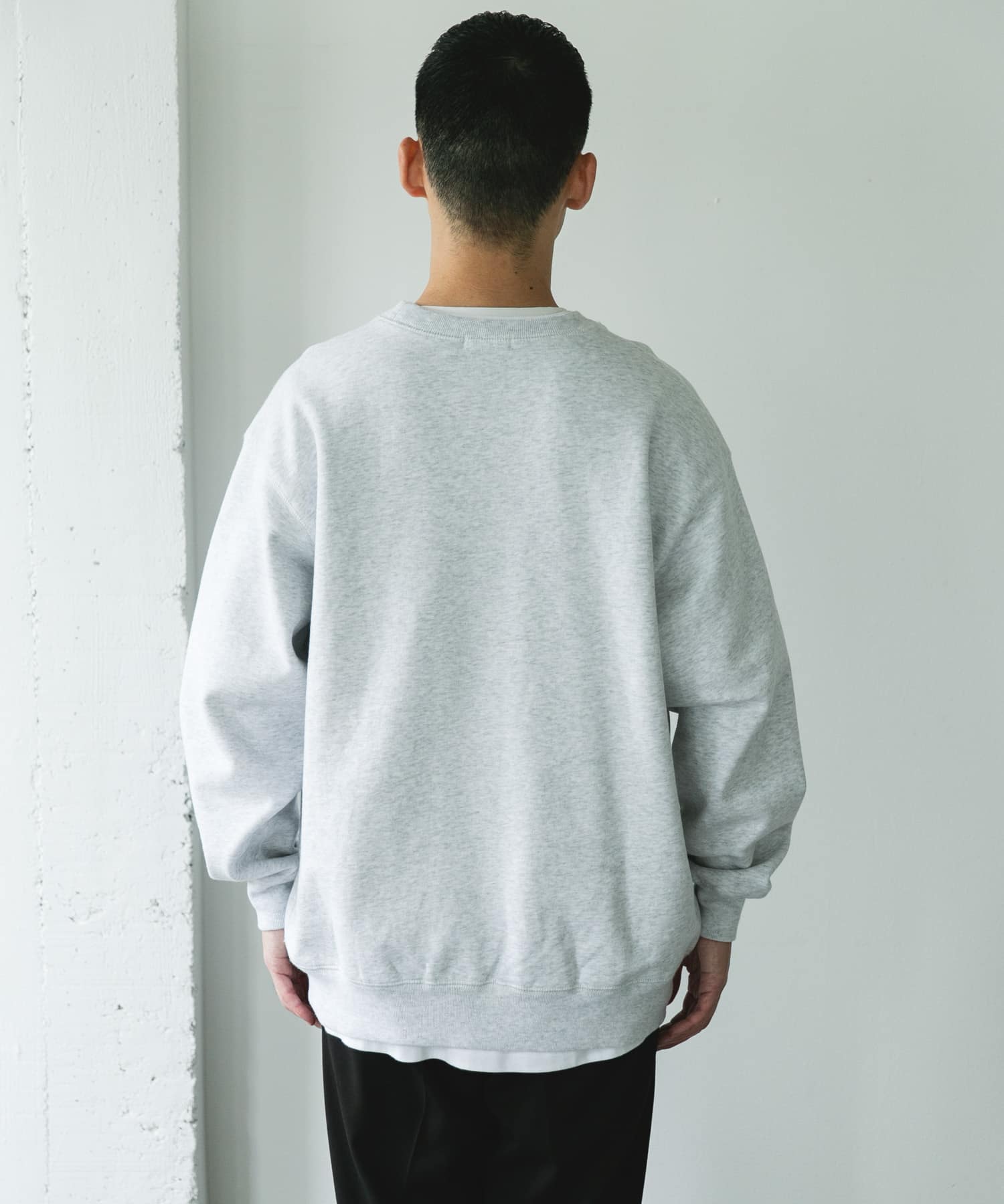 ASH GRAY