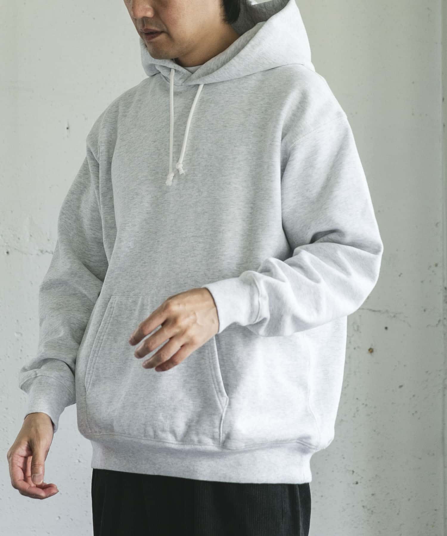 ASH GRAY