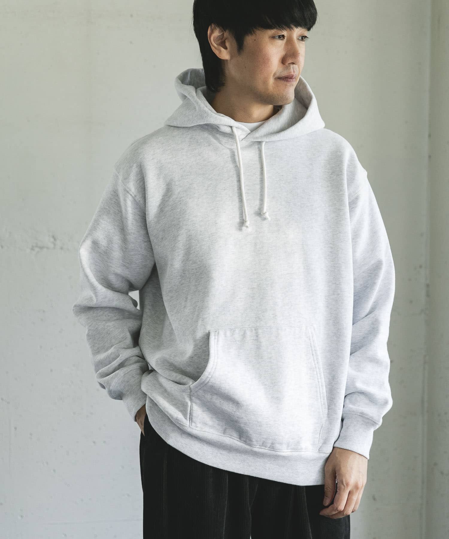 ASH GRAY