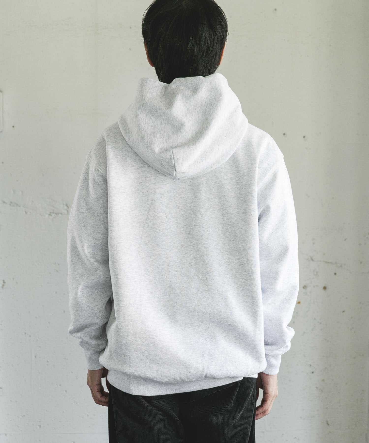 ASH GRAY
