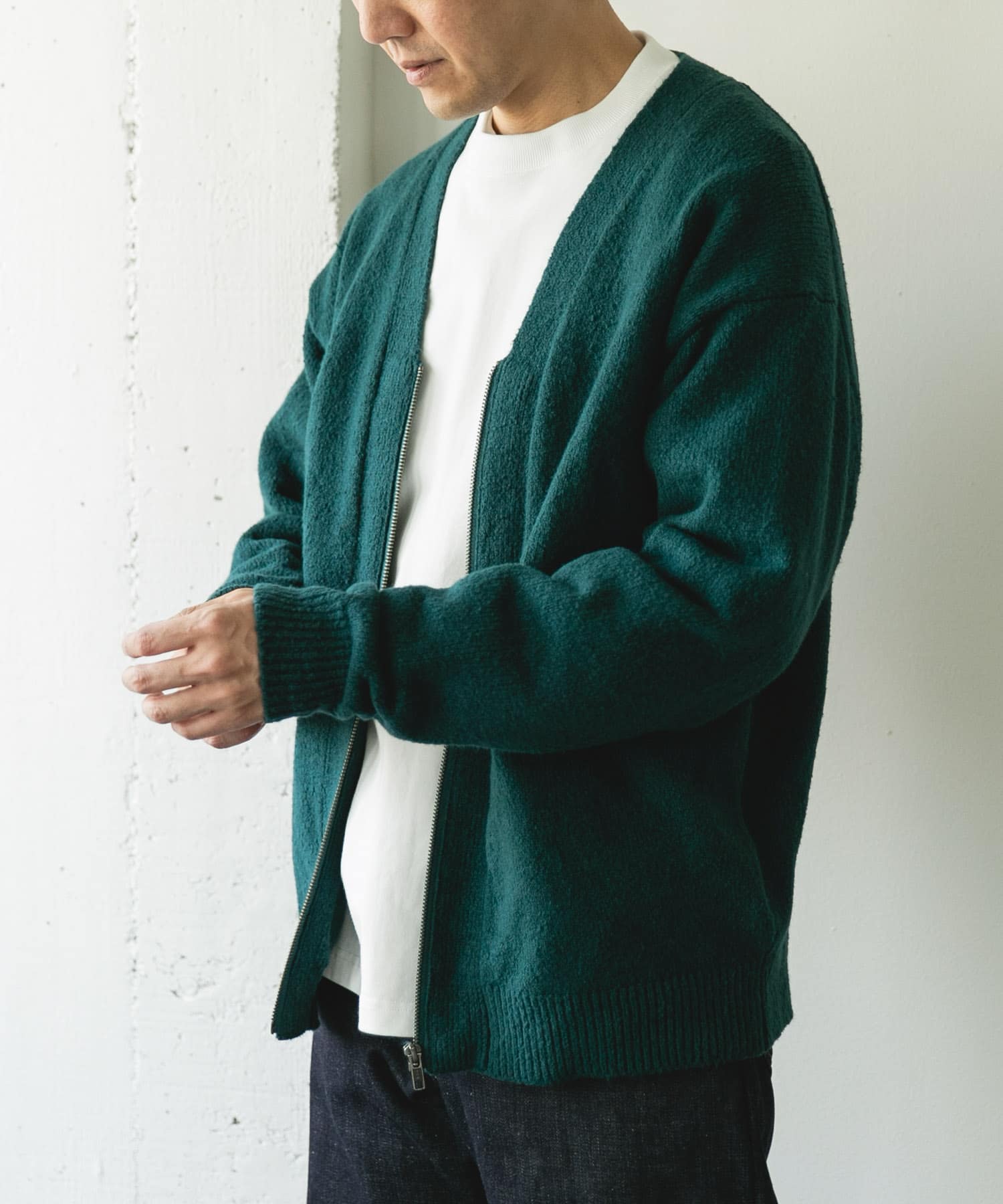 AIR FIT Vネックカーディガン