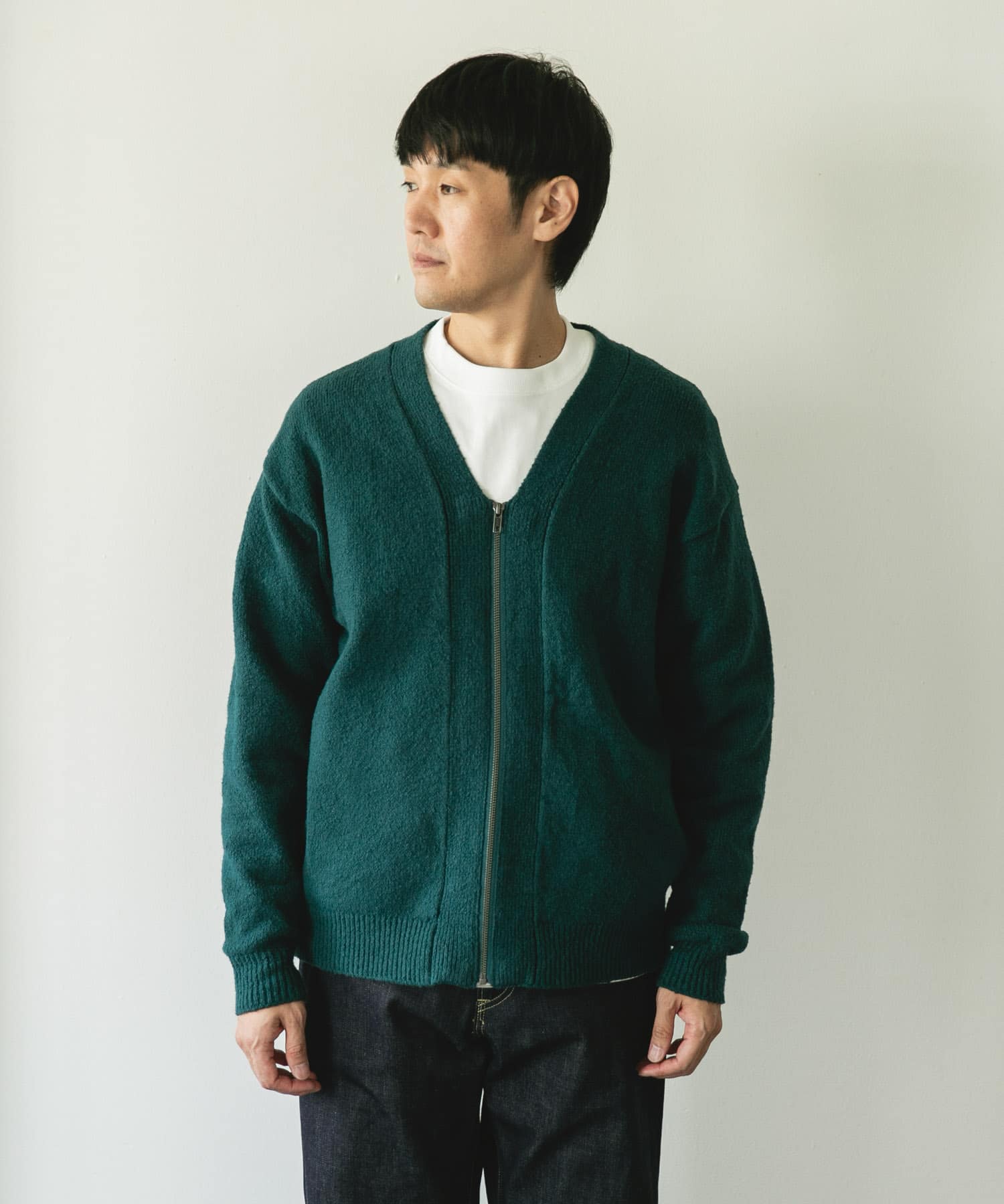 GREEN