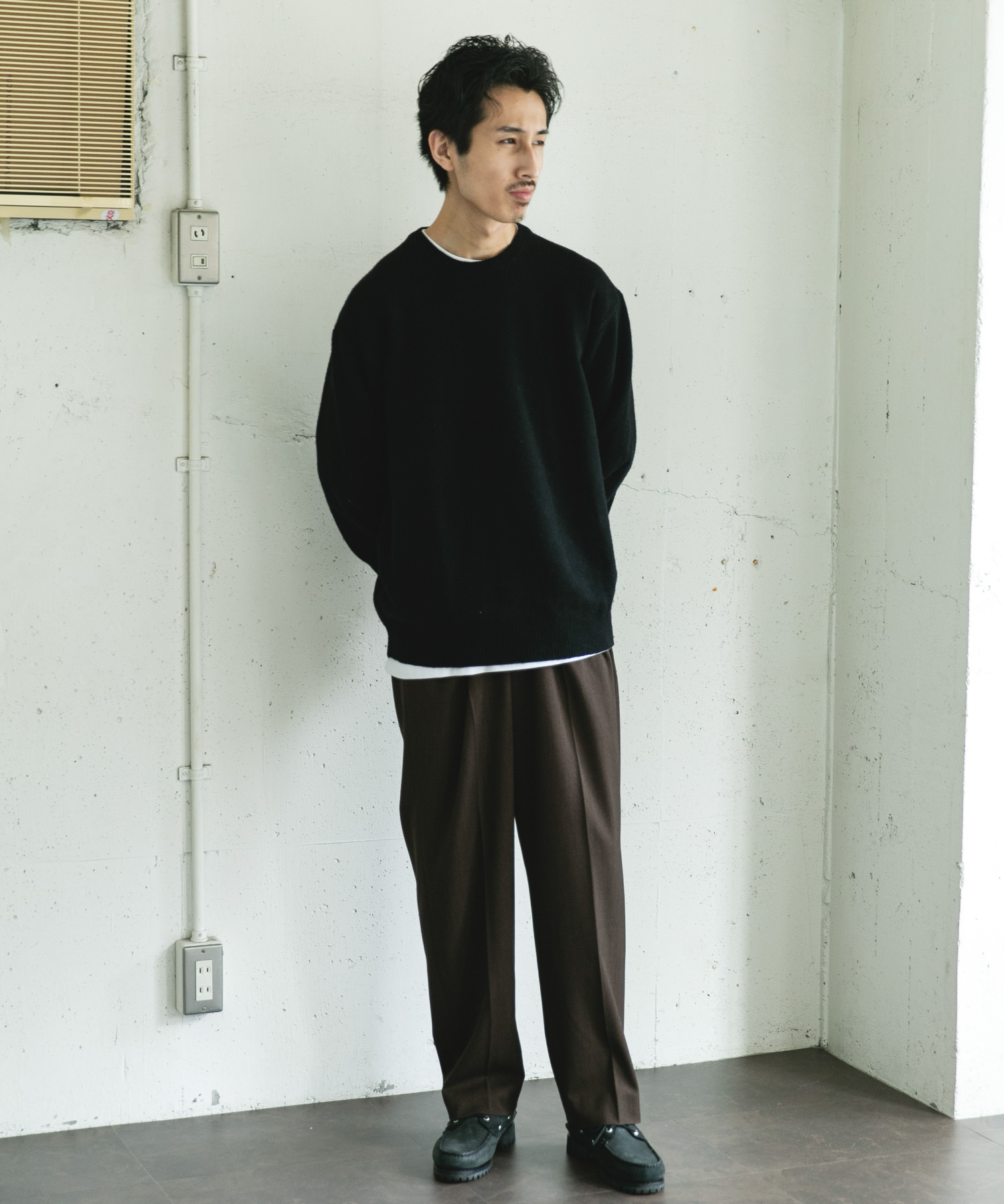 ハミルトンウールクルーネックニット BLACK M