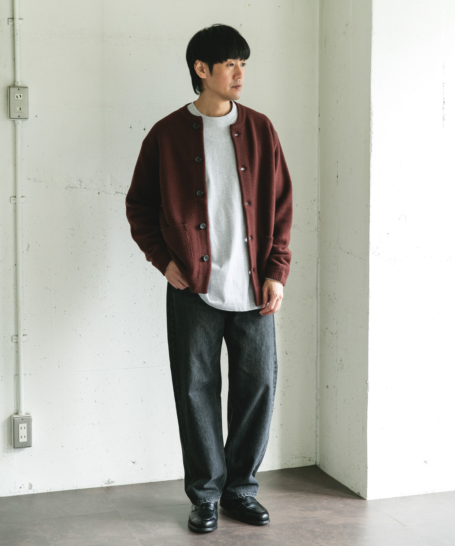 DARK RED