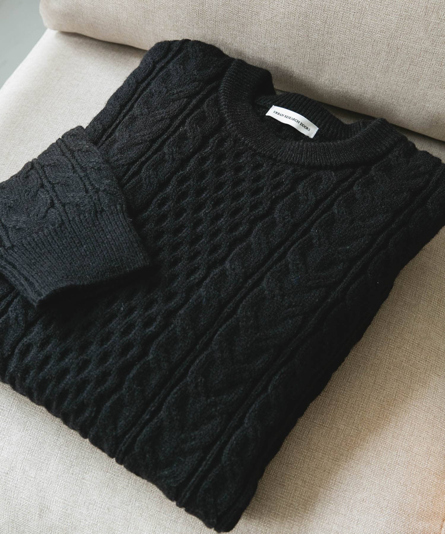 アランニットクルーネックプルオーバー BLACK M