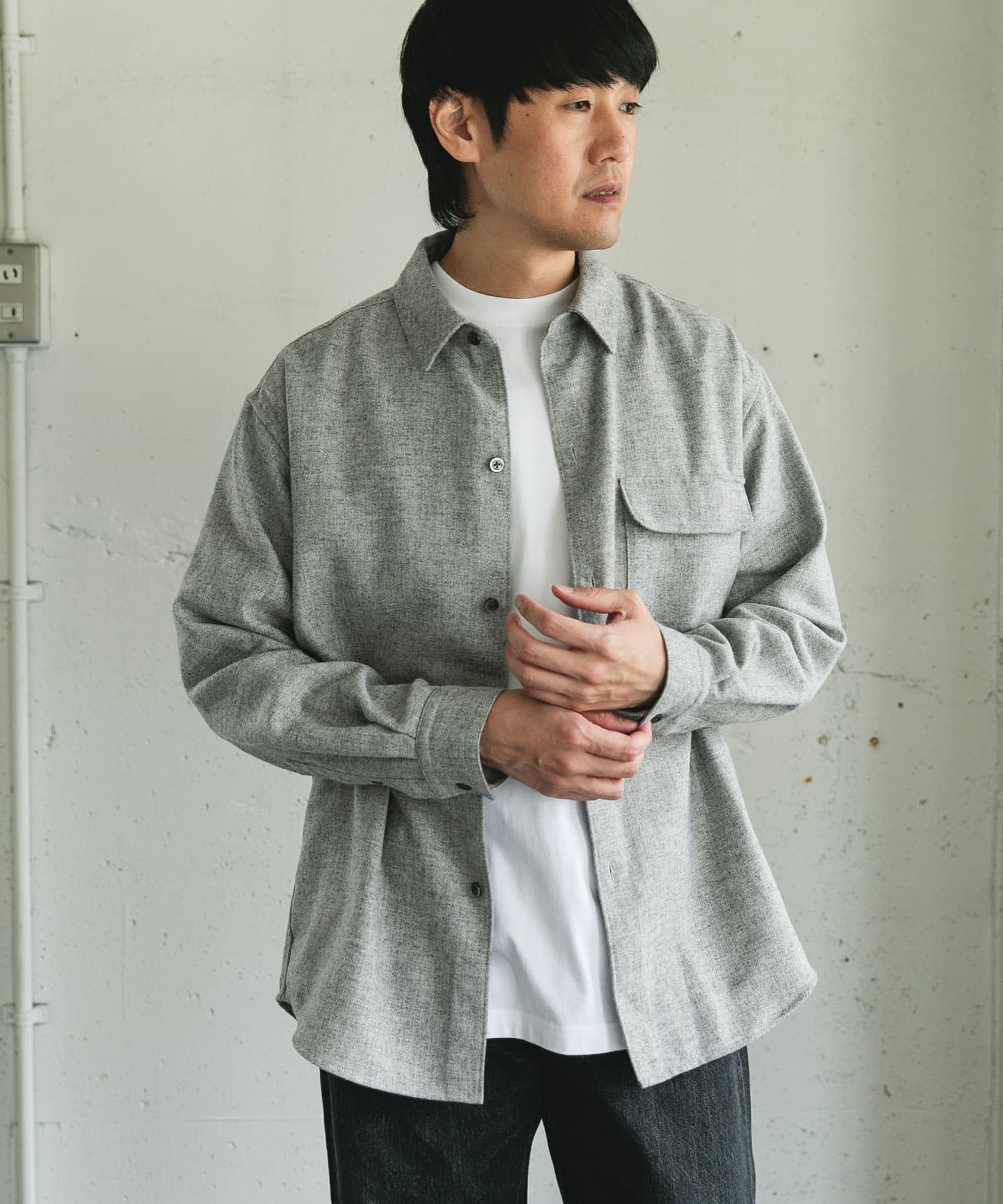 TOP GRAY