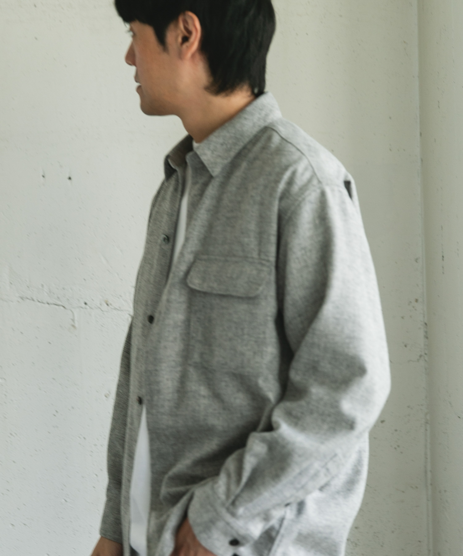 TOP GRAY