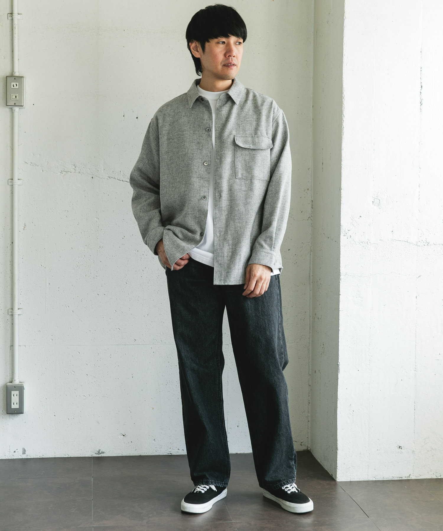 TOP GRAY