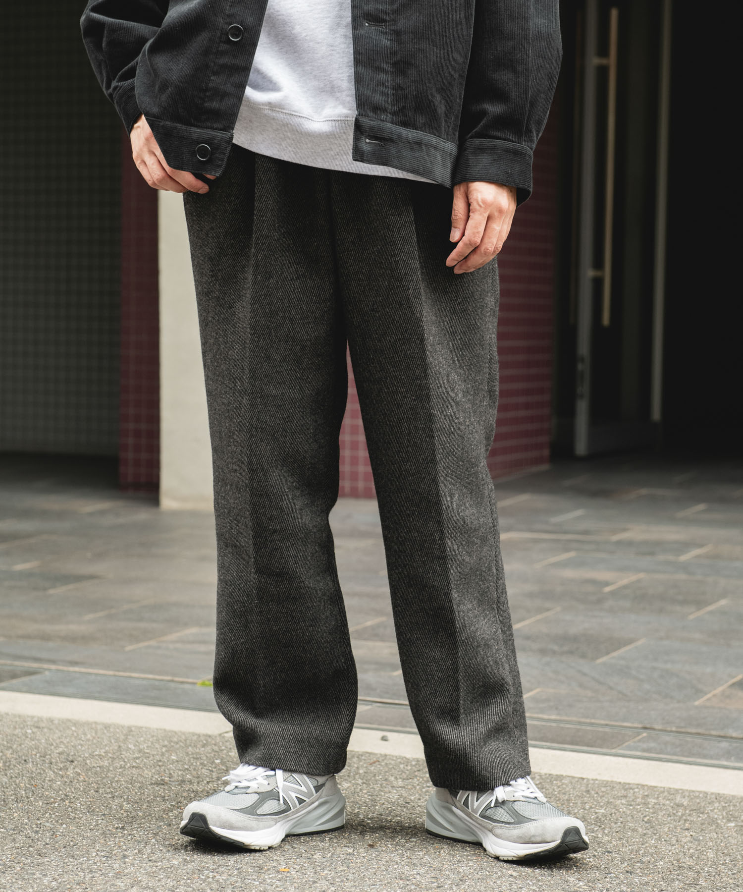 『UR TECH』完声/暖 2タックワイドパンツ