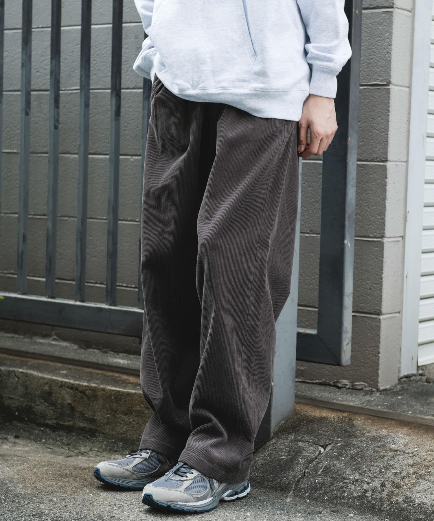 2タック太畝コーデュロイパンツ(M BROWN): ボトム|URBAN 2タック太畝コーデュロイパンツ(M BROWN): ボトム|URBAN