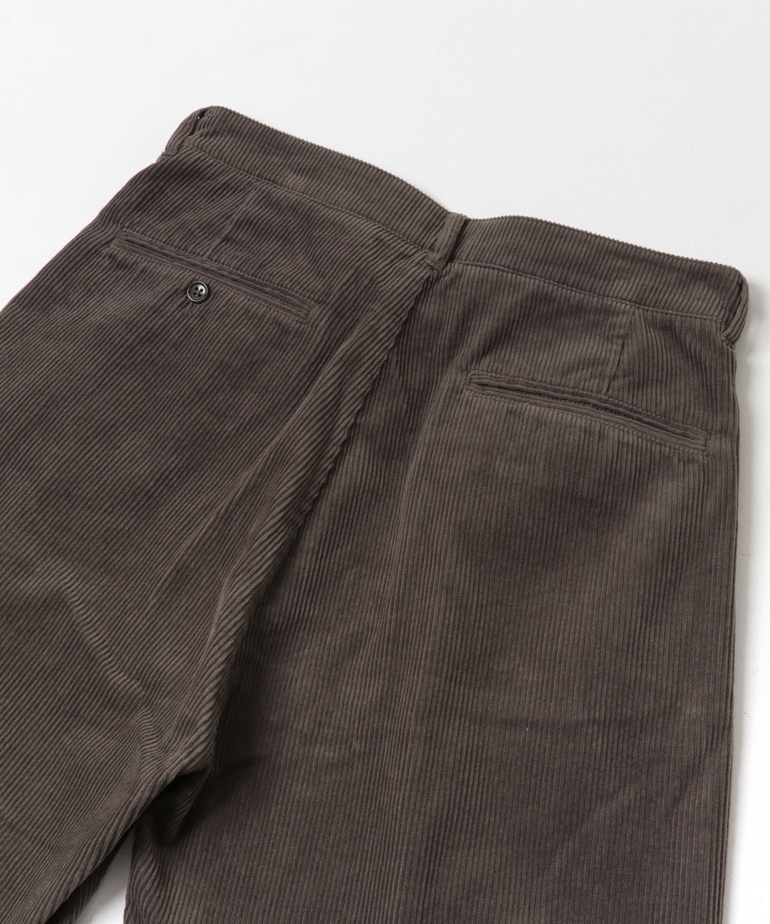 2タック太畝コーデュロイパンツ BROWN M