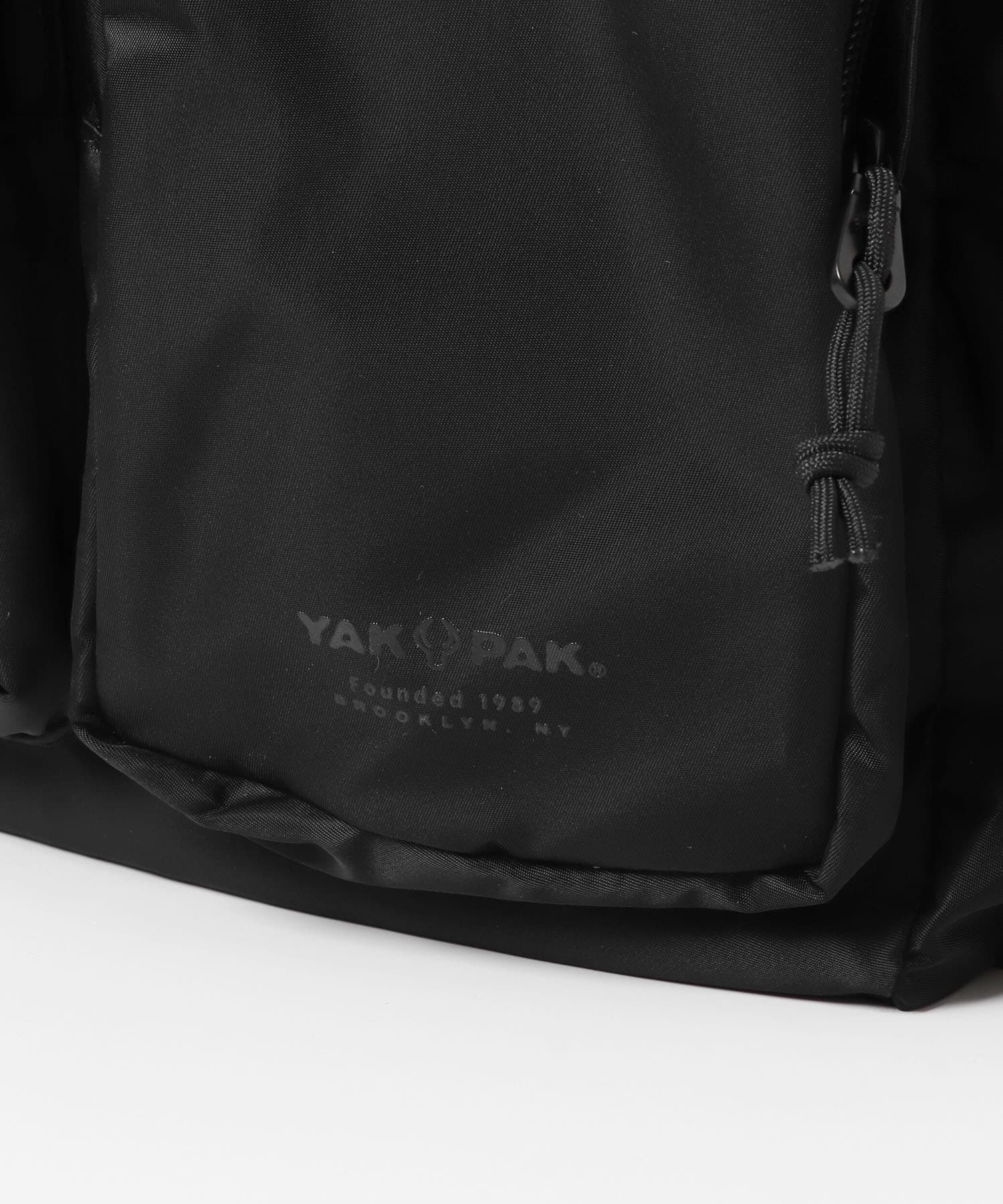 『別注』YAKPAK×DOORS　マルチポケットデイパック BLACK -