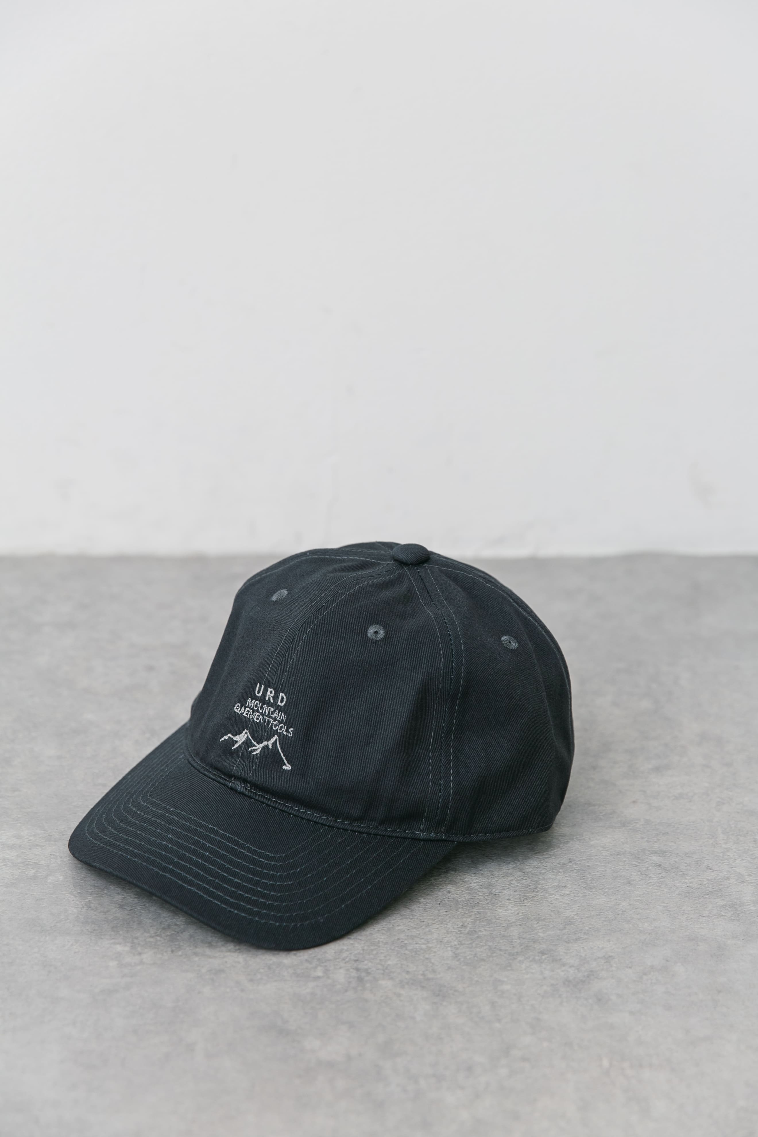 URD刺繍CAP