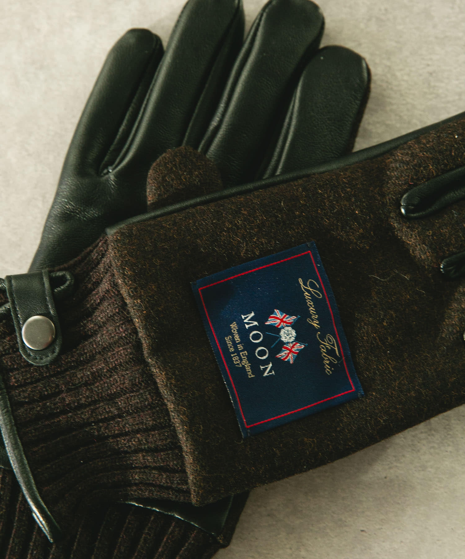 MOONツイードレザーグローブ BROWN -