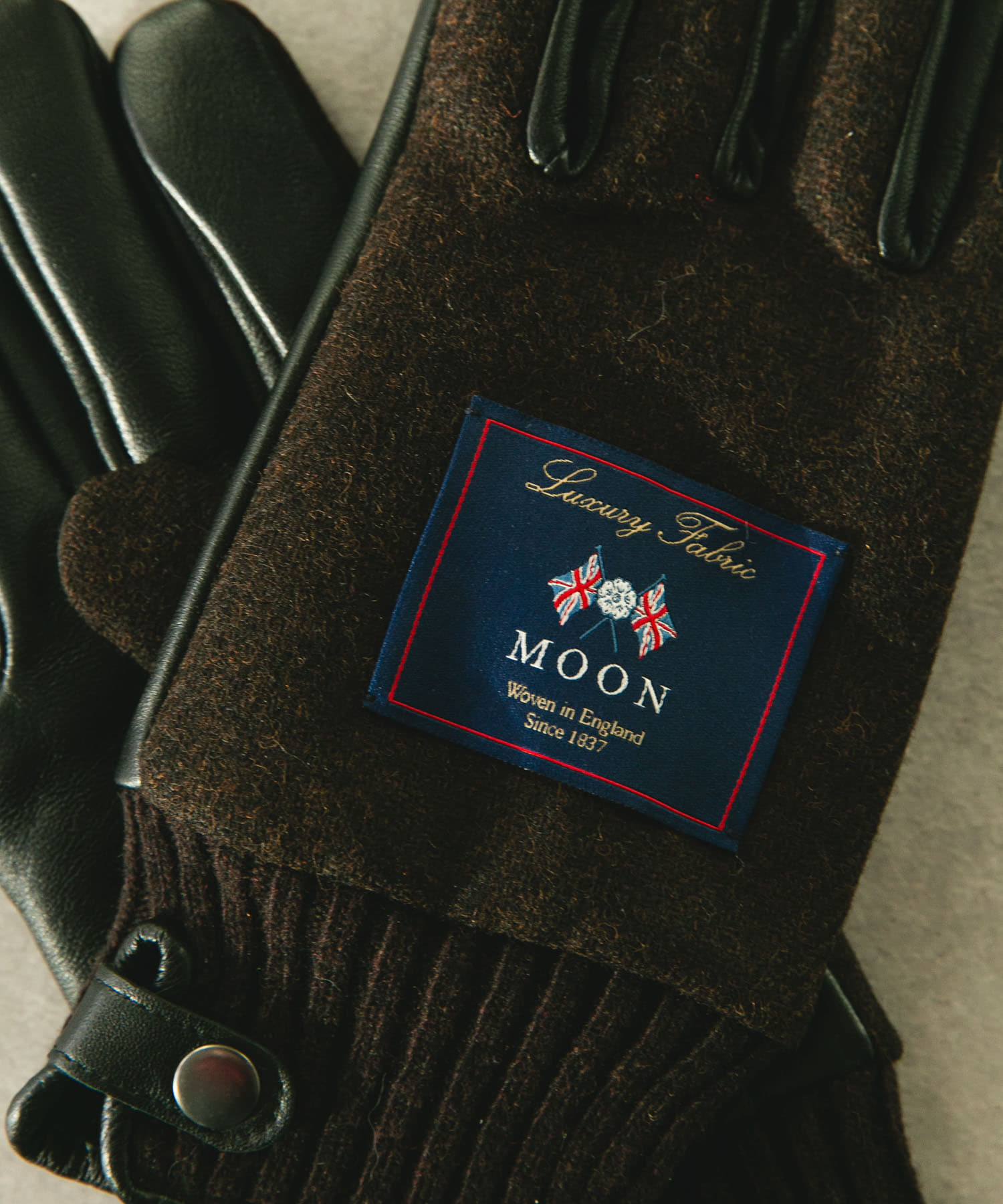MOONツイードレザーグローブ BROWN -