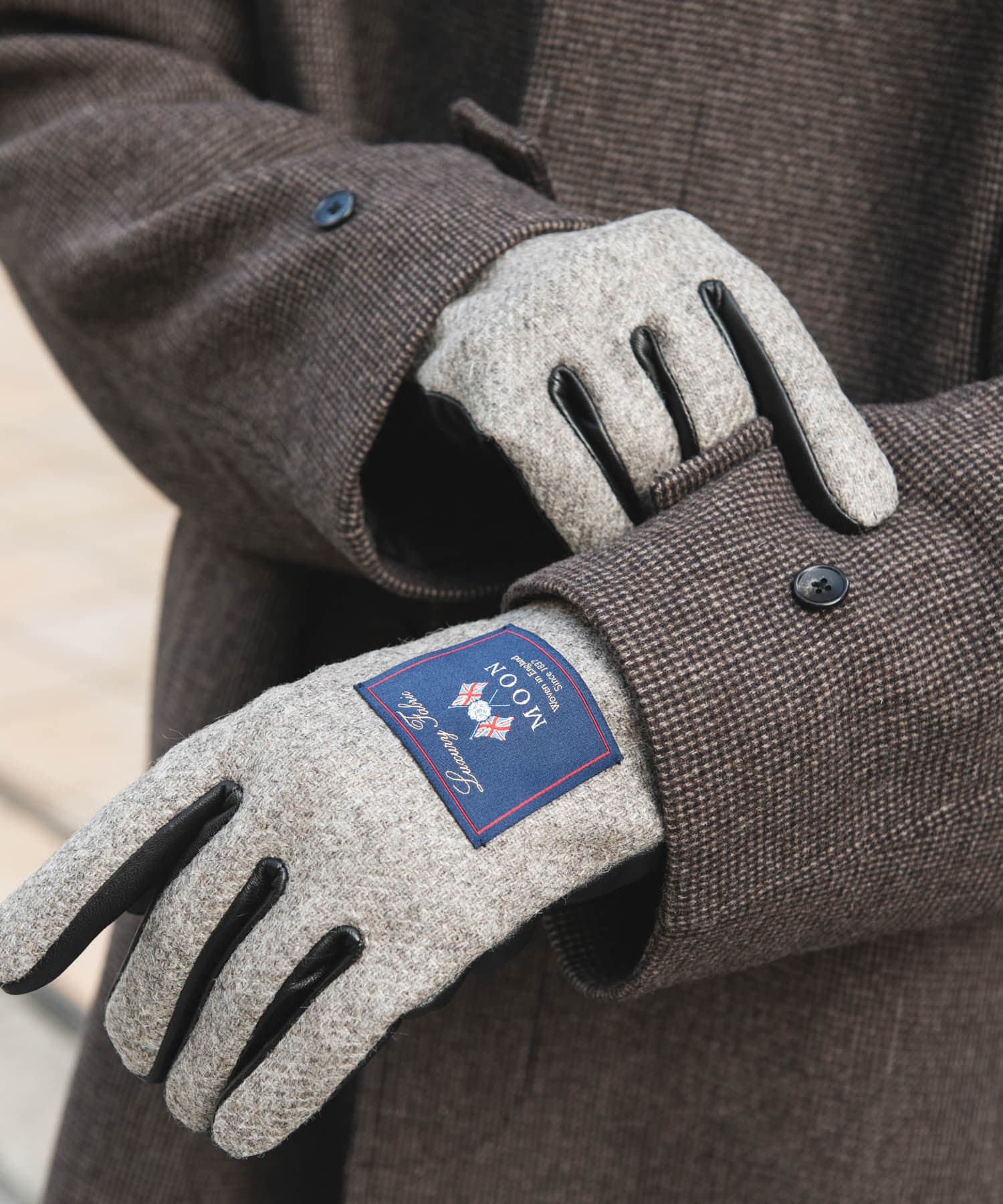 MOONツイードレザーグローブ BEIGE -