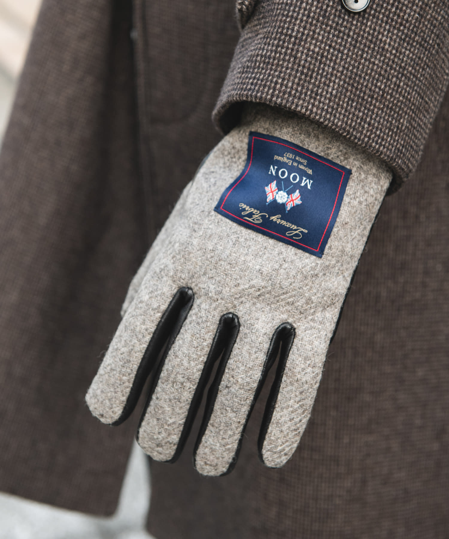 MOONツイードレザーグローブ BEIGE -