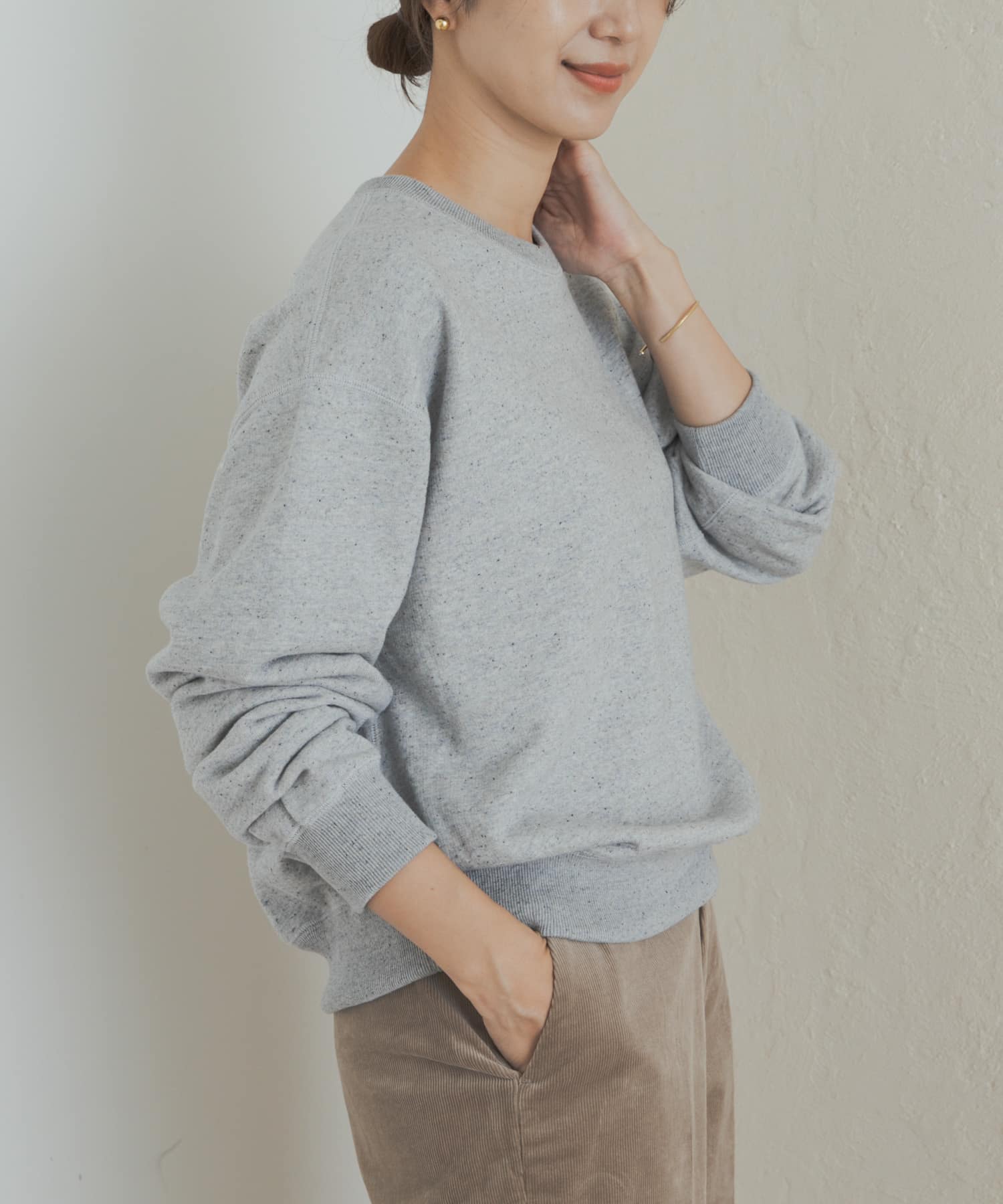 TOP GRAY