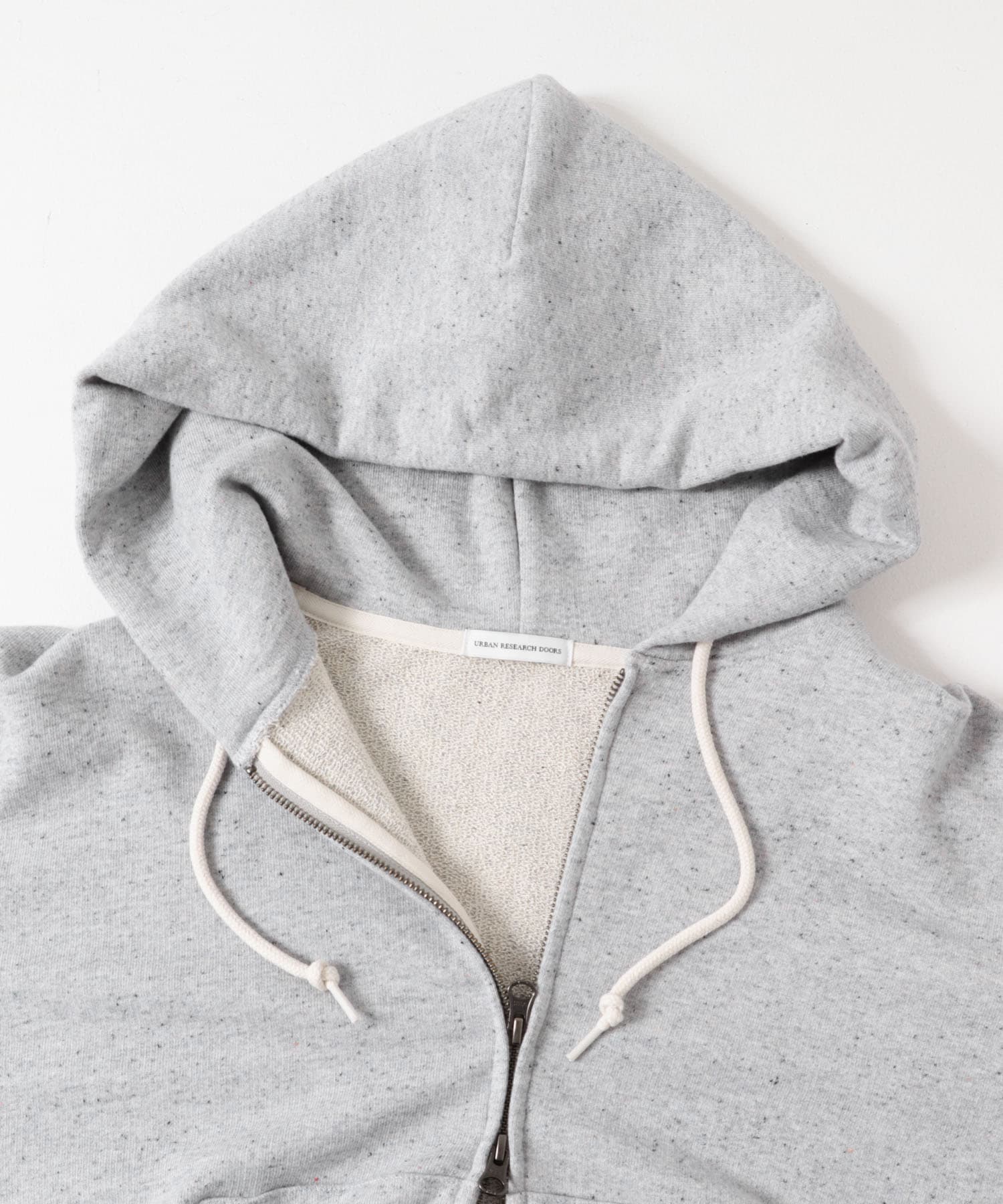 TOP GRAY