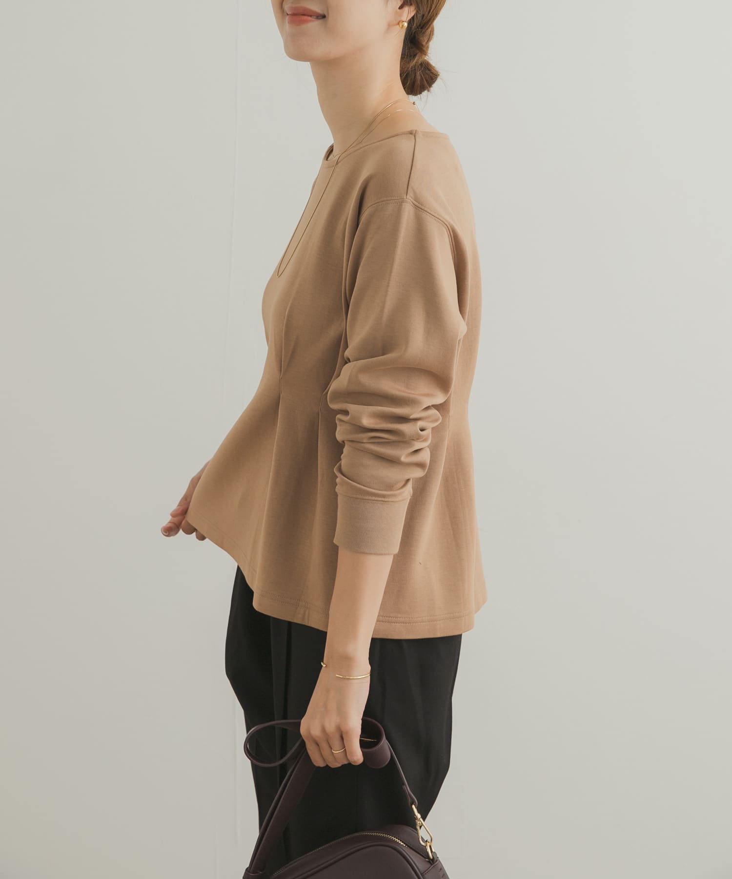 ライトダンボールウエストタックプルオーバー