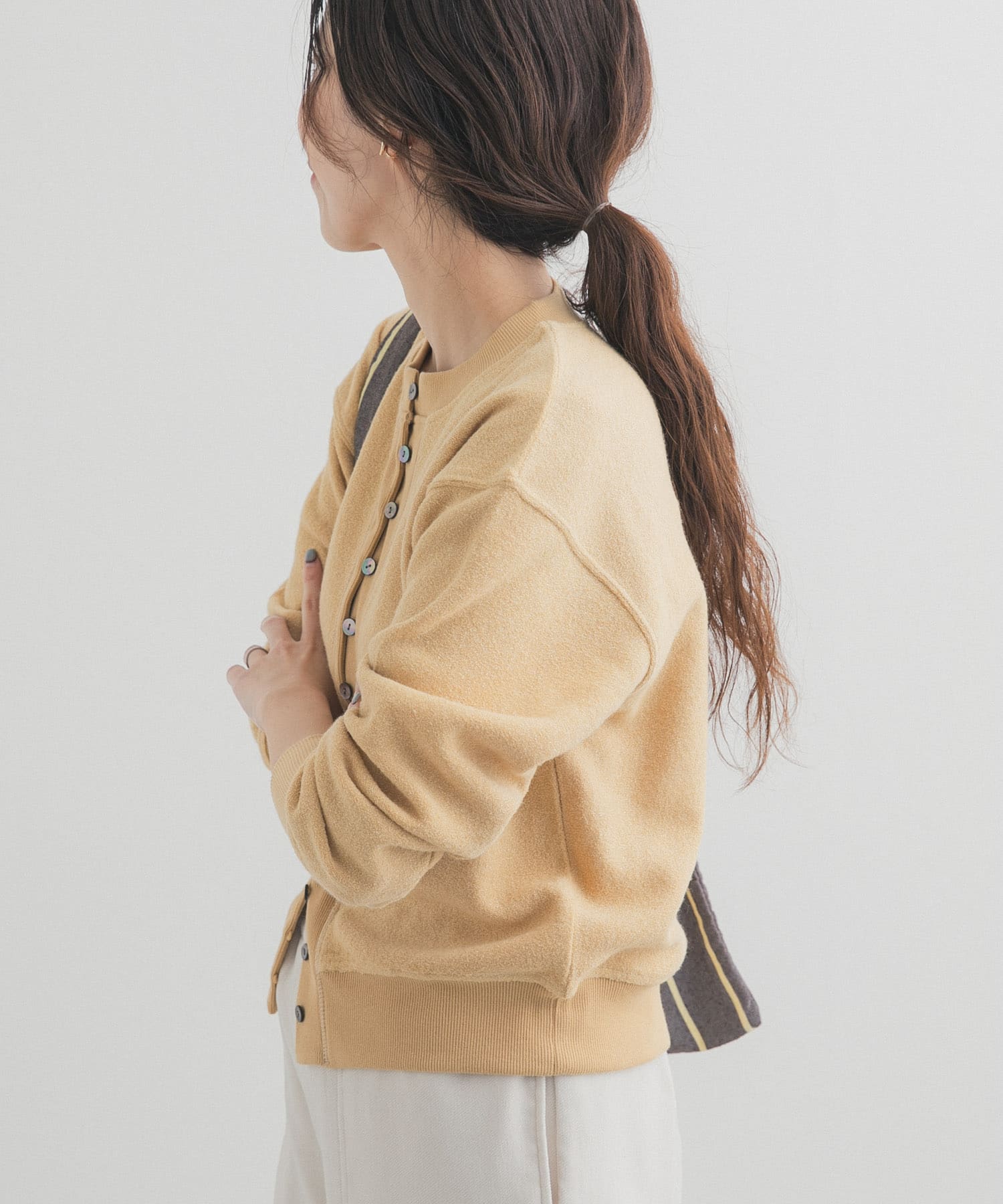 Y.BEIGE