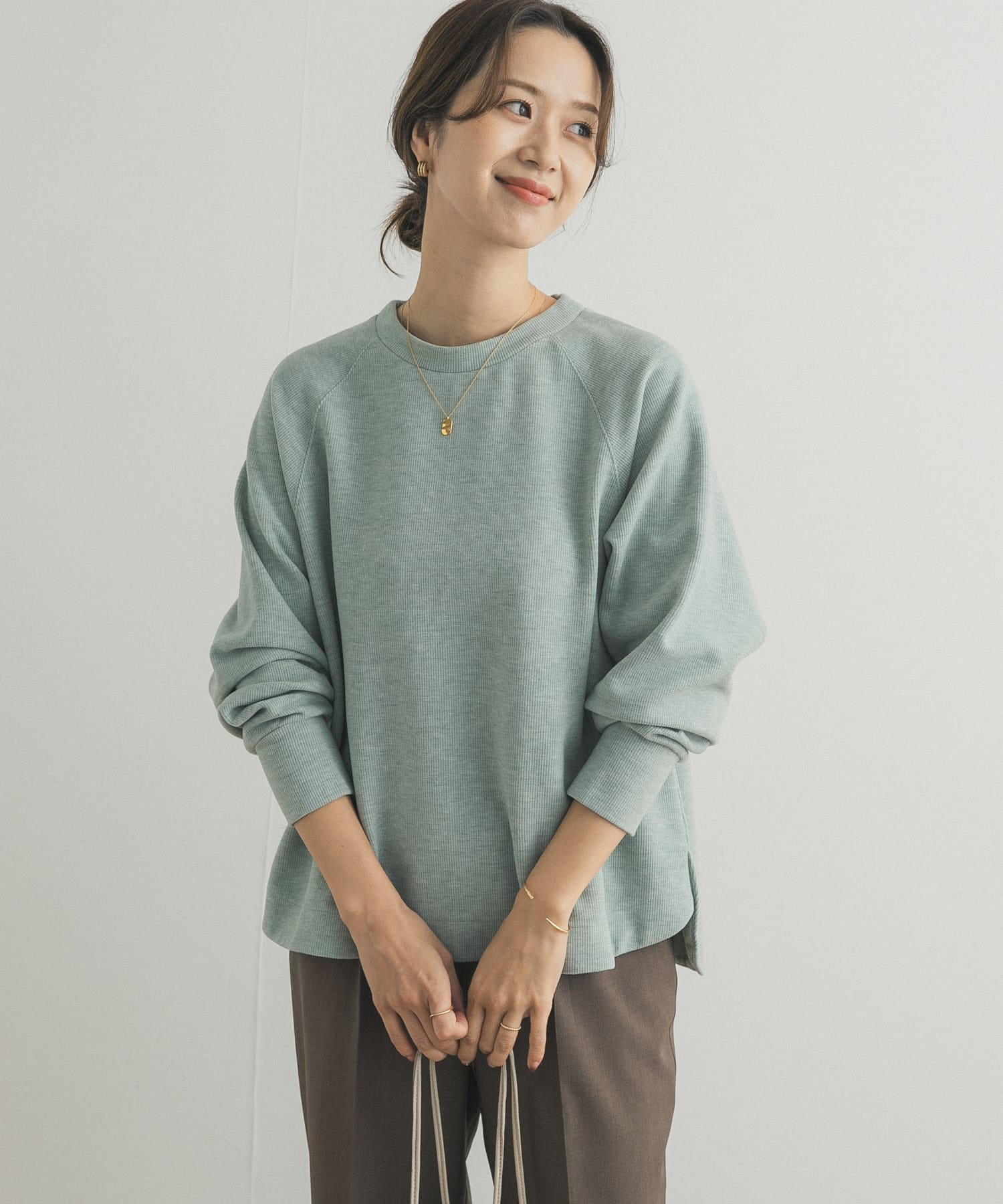 『WEB/一部店舗限定カラー』ラグランフレアプルオーバー