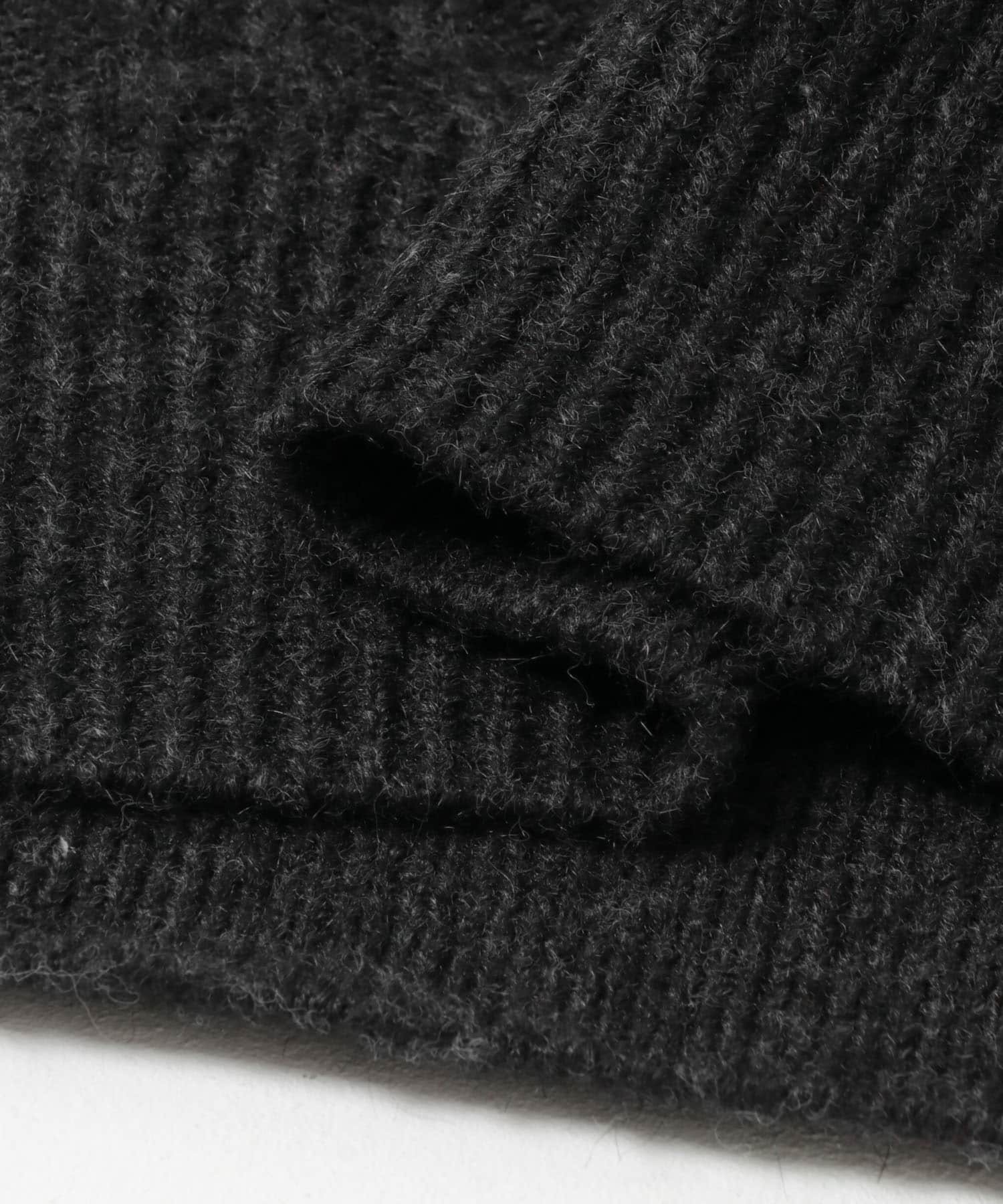 ケーブル柄ニットベスト CHARCOAL Free