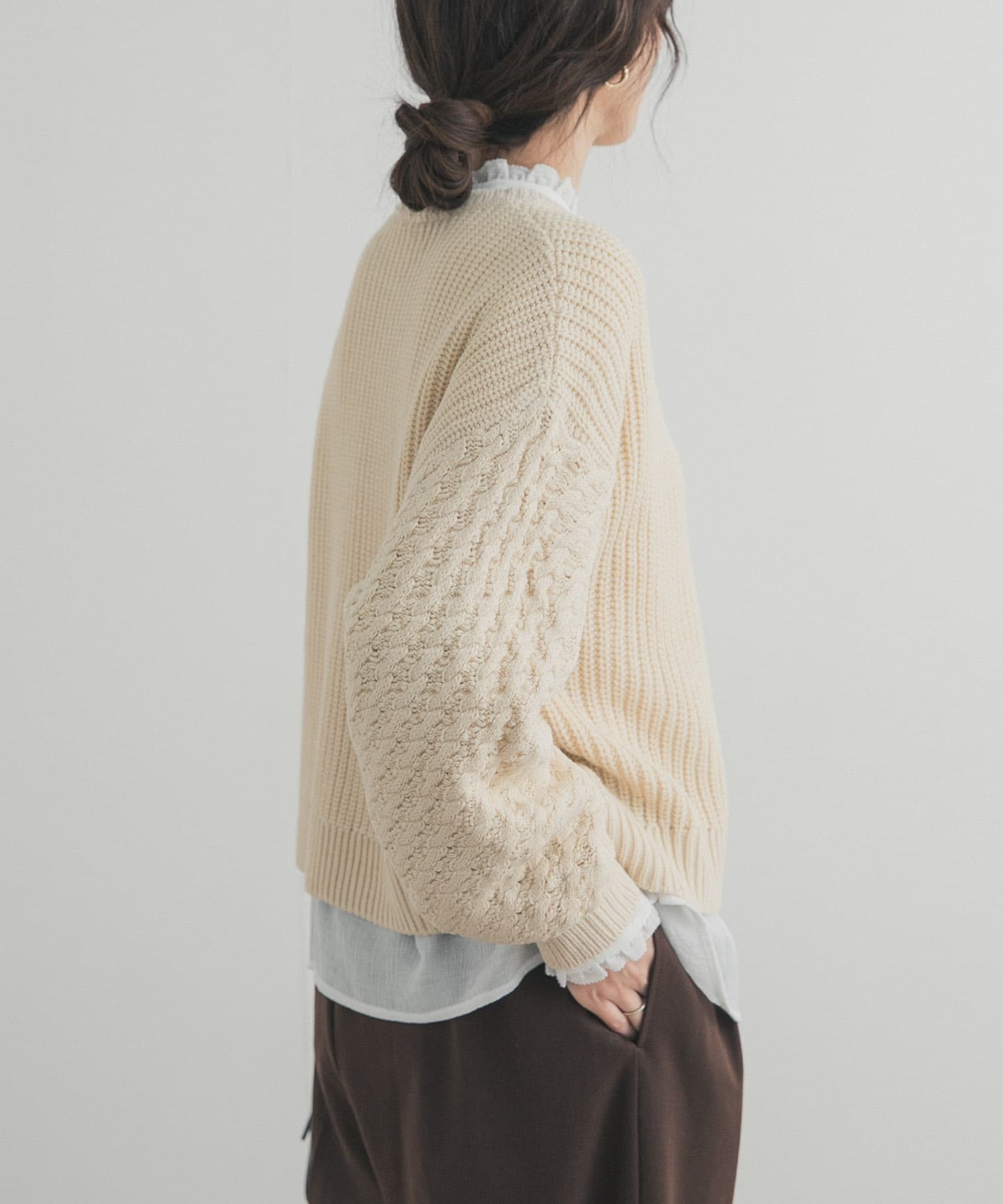 L.BEIGE