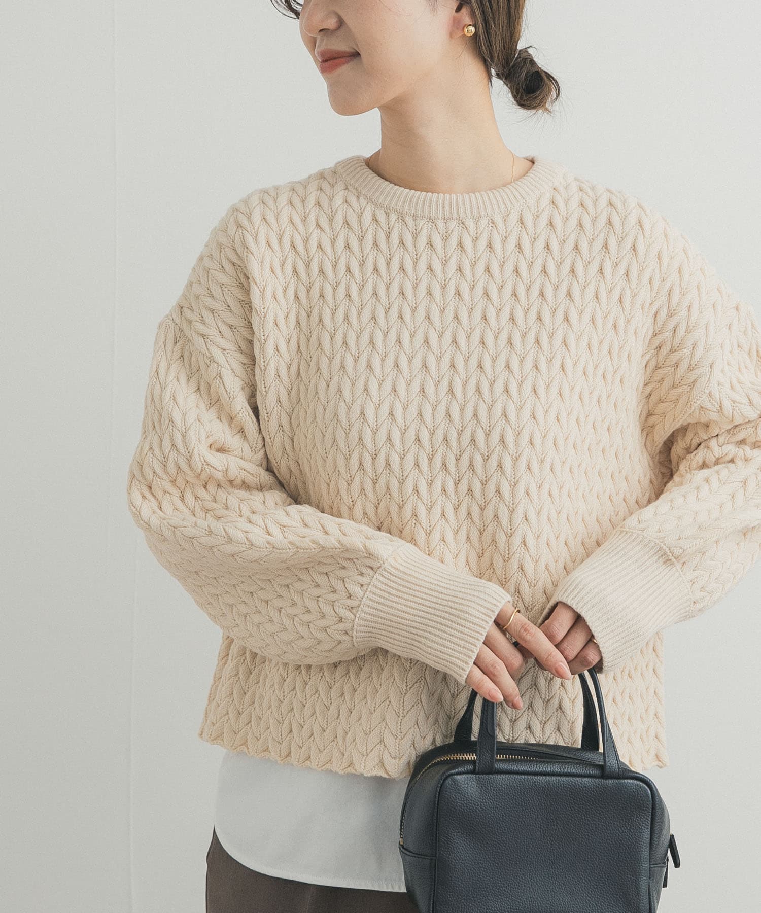 L.BEIGE