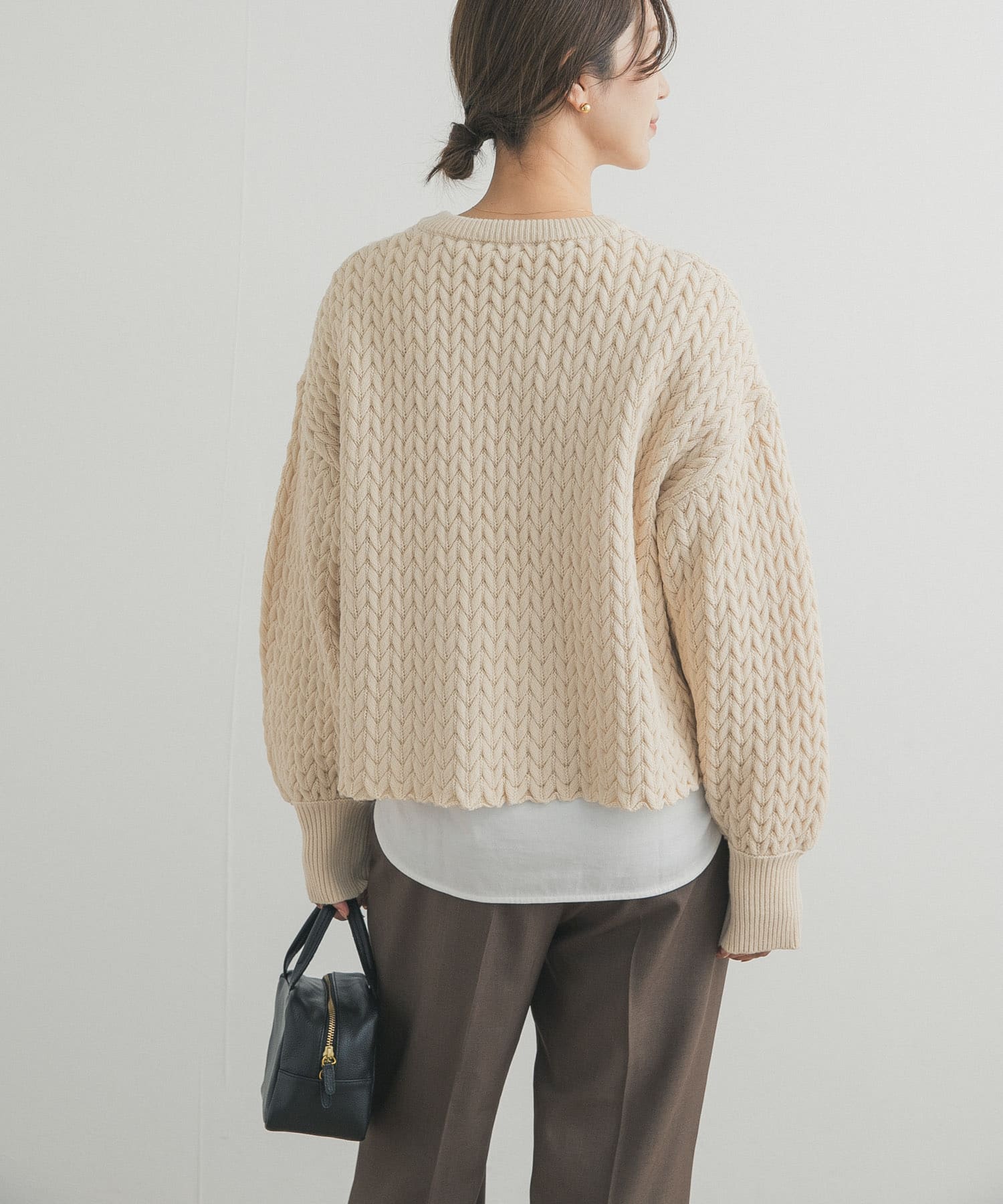L.BEIGE