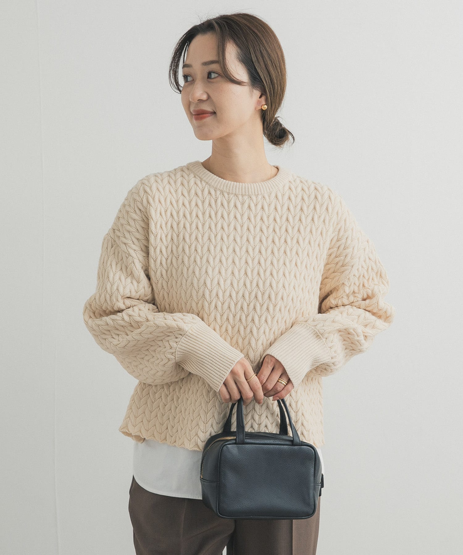 L.BEIGE