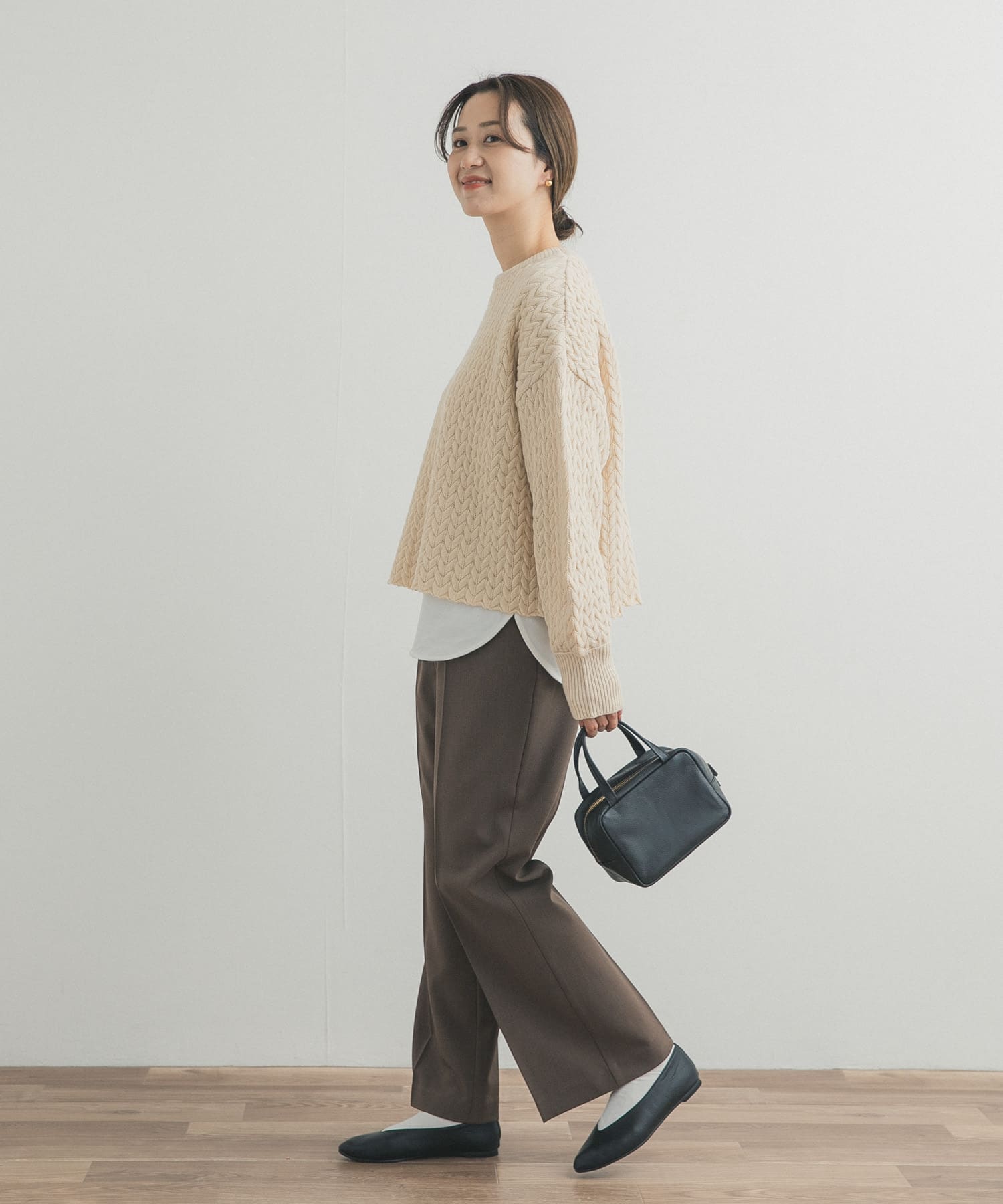 L.BEIGE