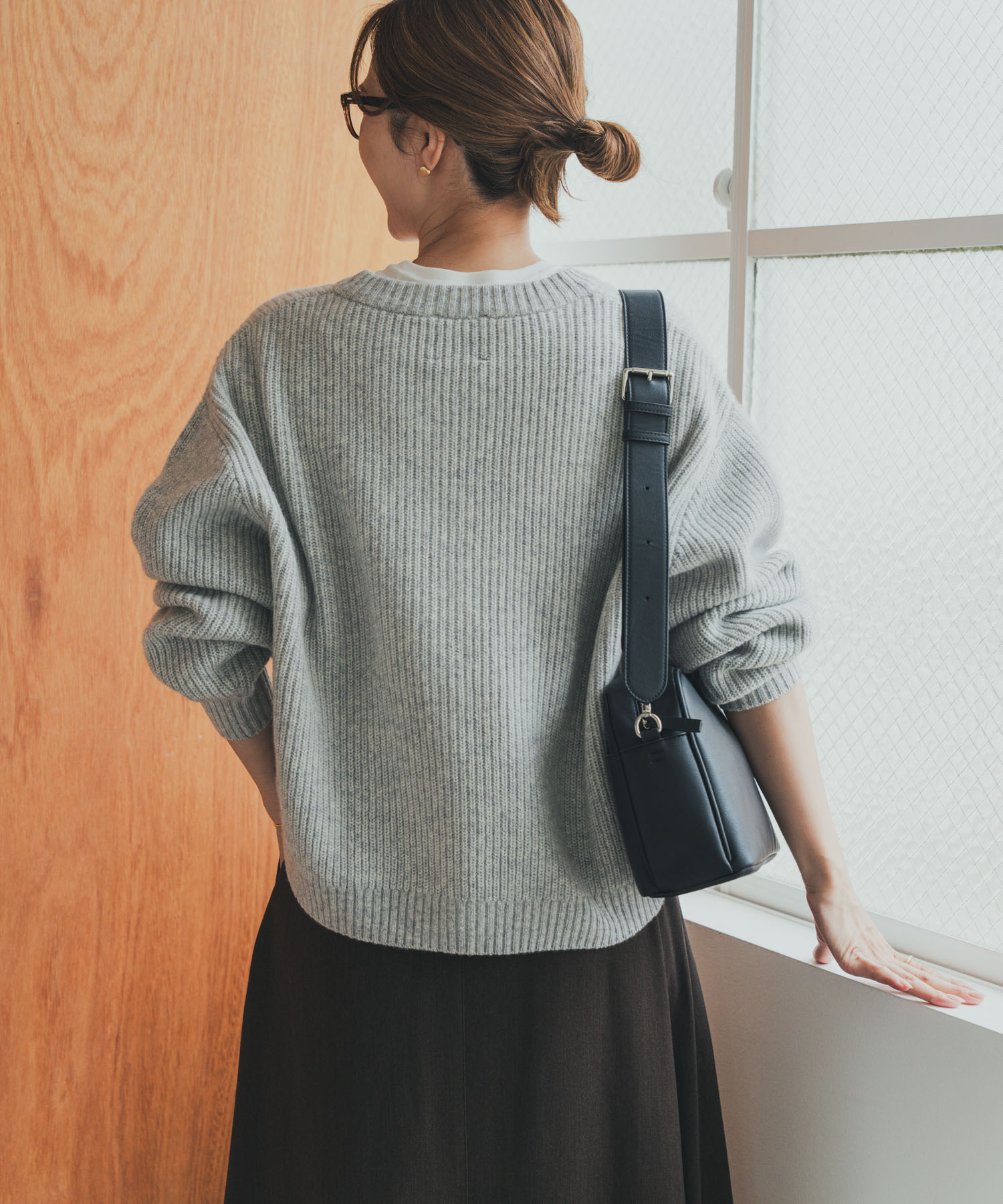 LIGHT GRAY